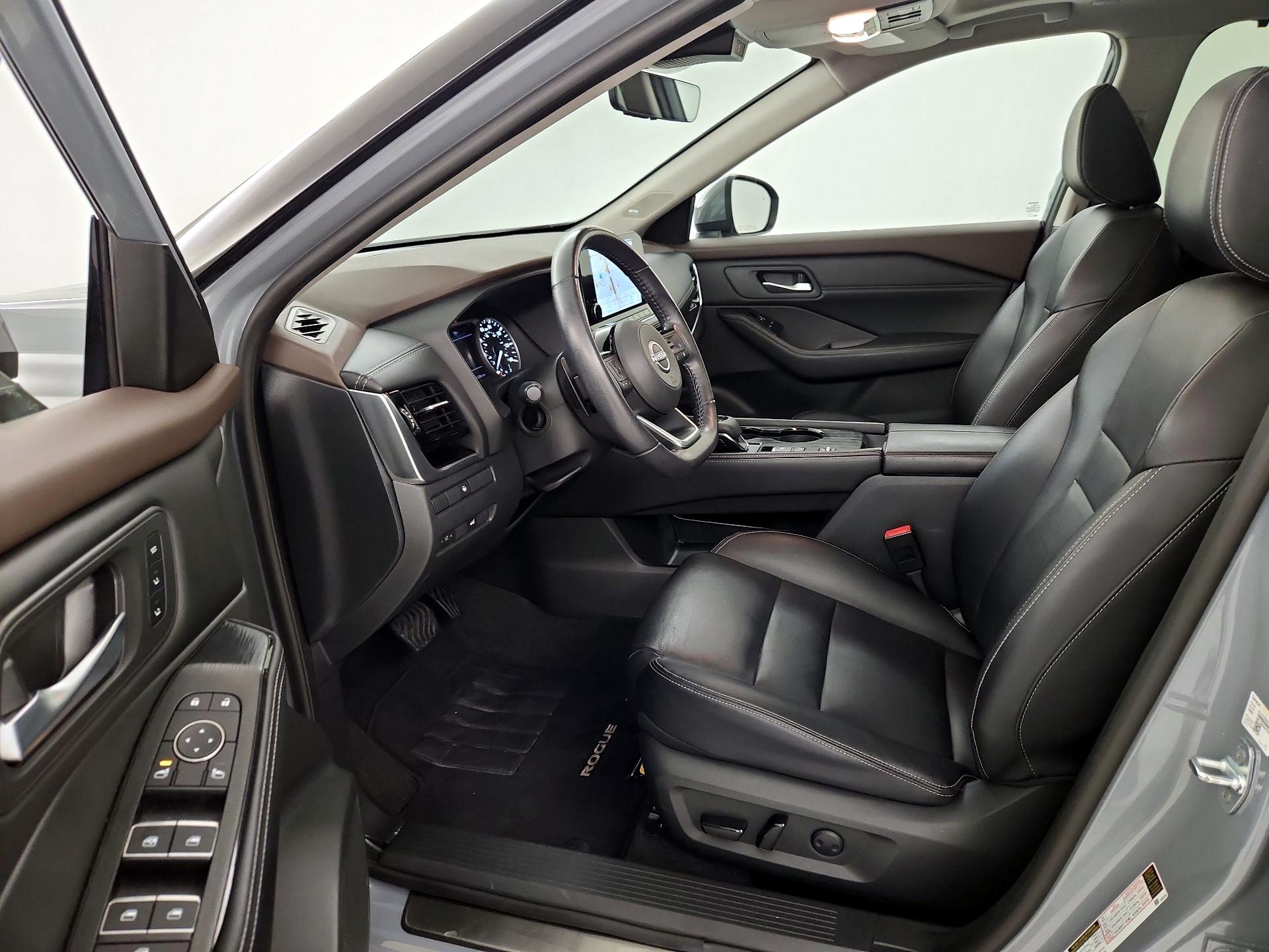 Thumbnail: 2023 Nissan Rogue - 11