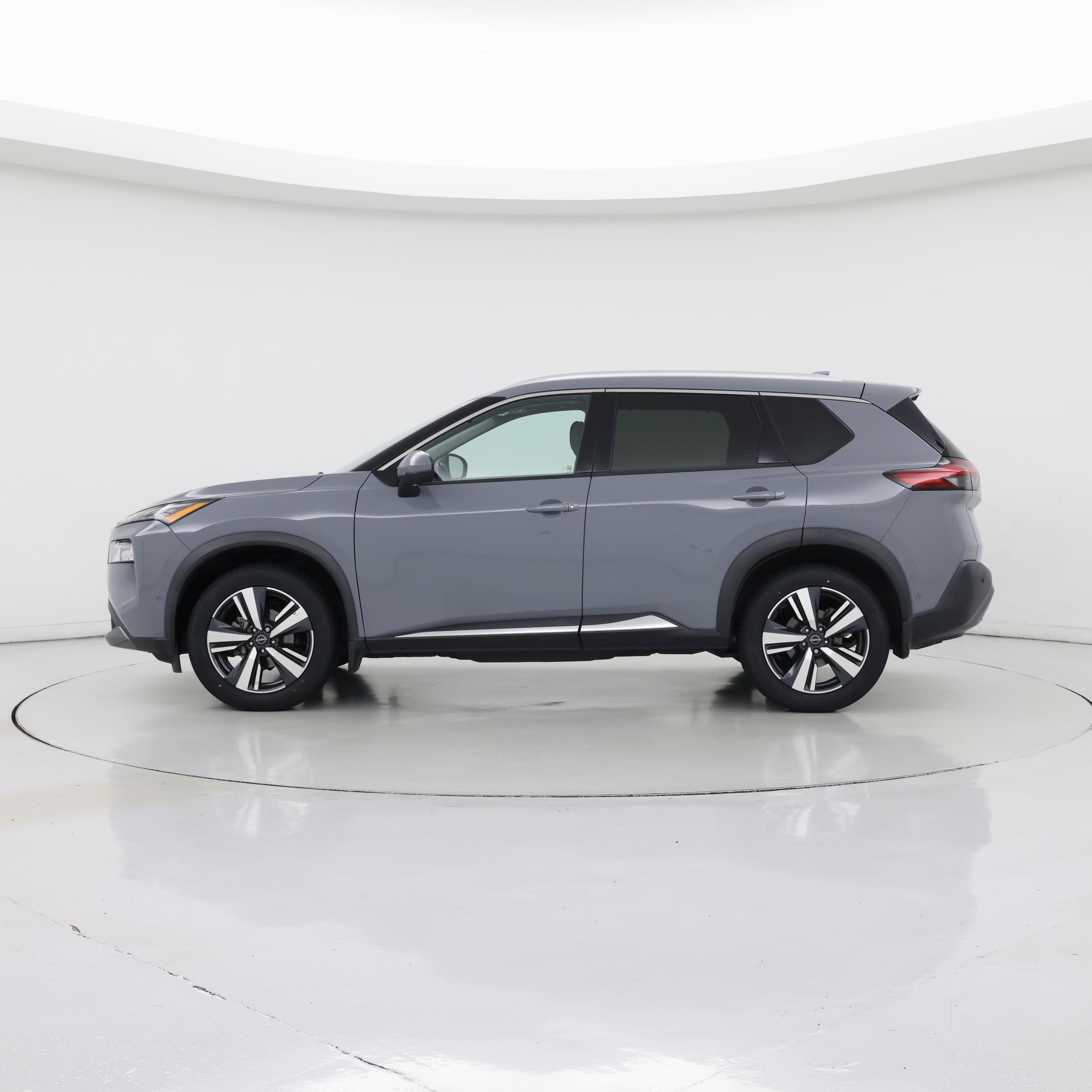 Thumbnail: 2023 Nissan Rogue - 3