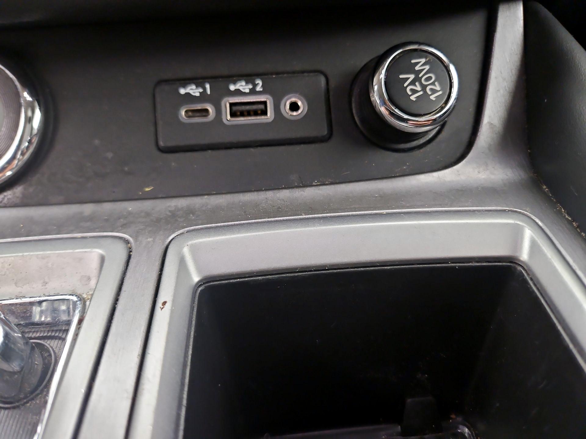 Thumbnail: 2020 Nissan Murano - 18