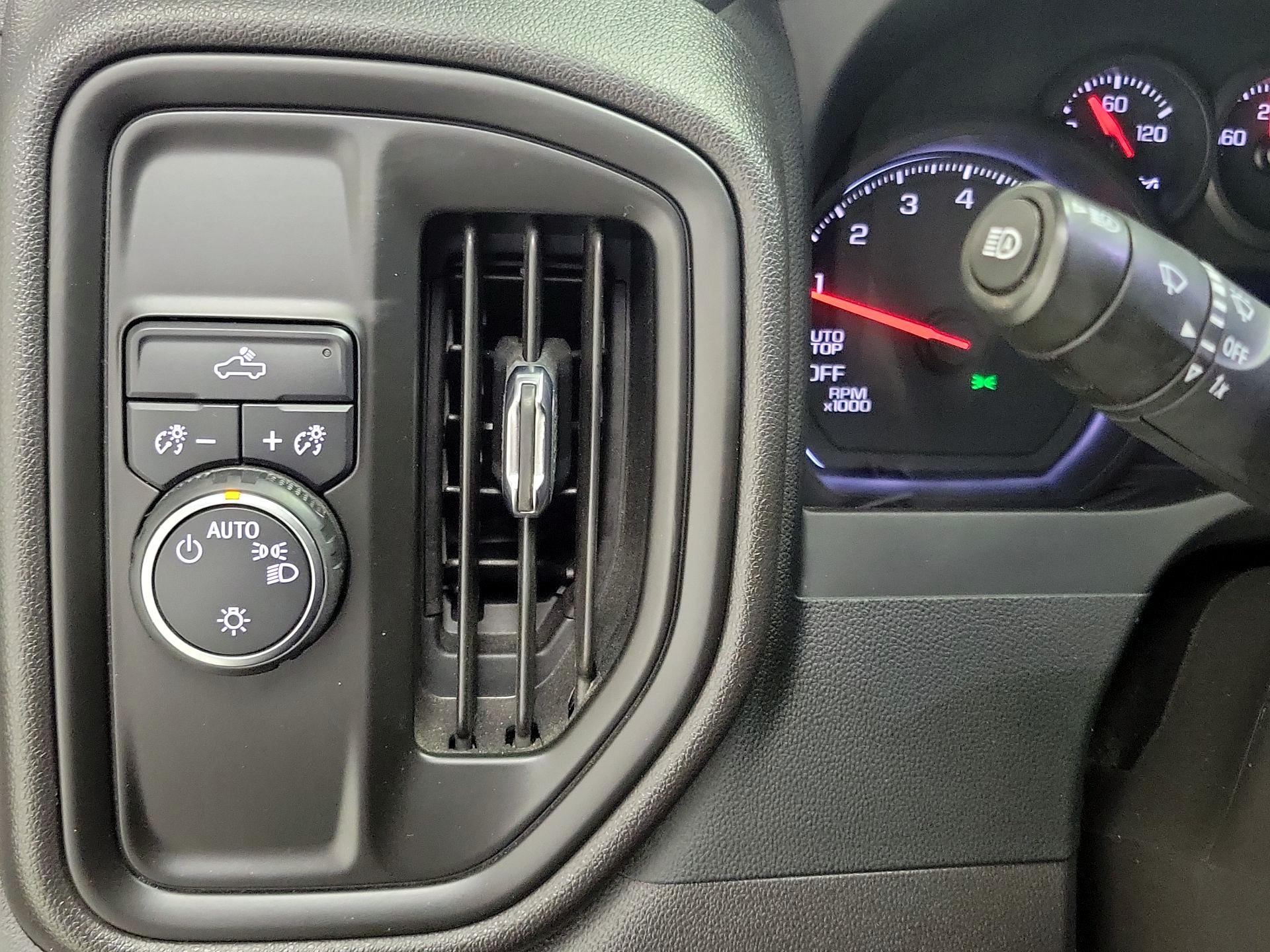 Thumbnail: 2023 Chevrolet Silverado 1500 - 13