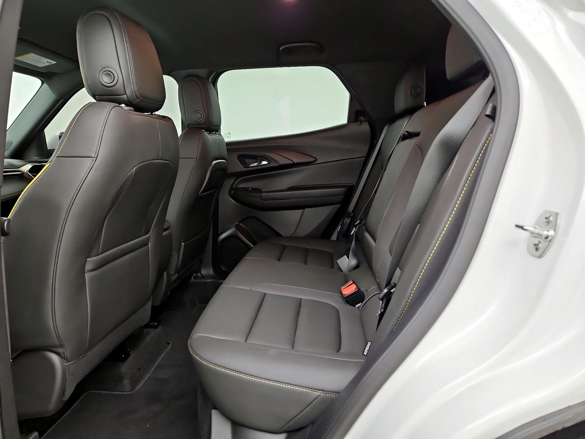 Thumbnail: 2025 Chevrolet TrailBlazer - 19
