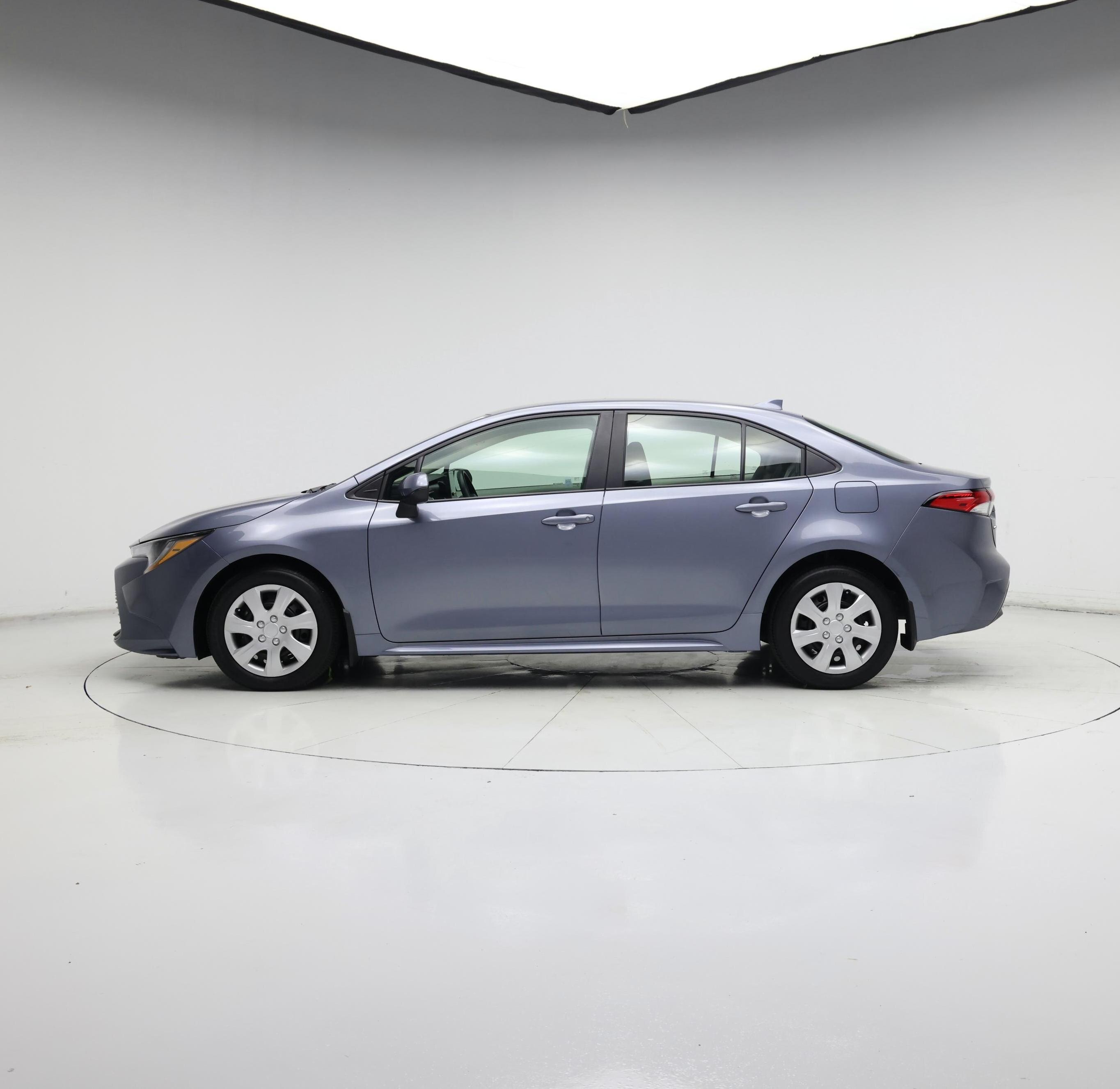 Thumbnail: 2024 Toyota Corolla - 3