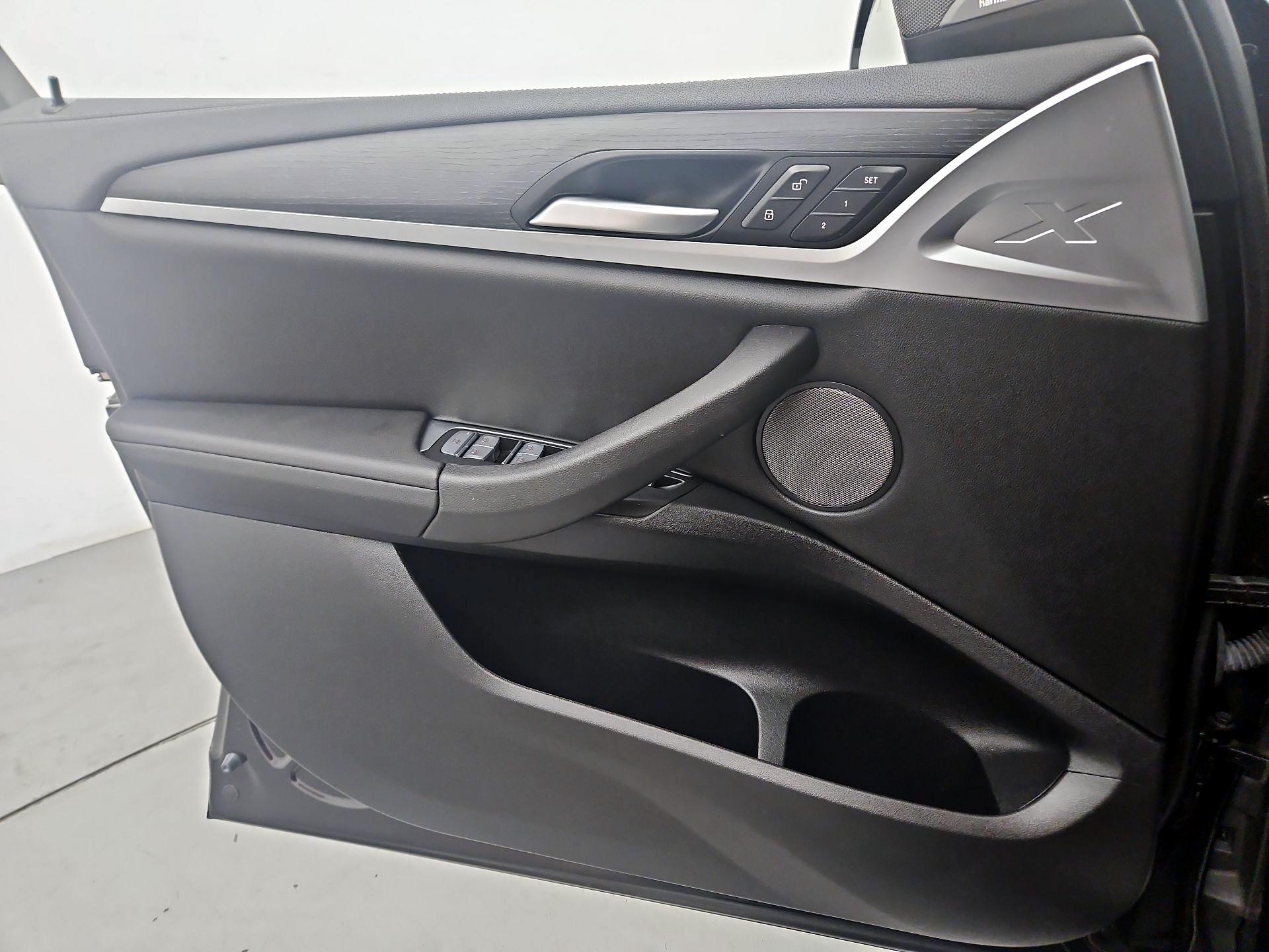 Thumbnail: 2024 BMW X3 - 12