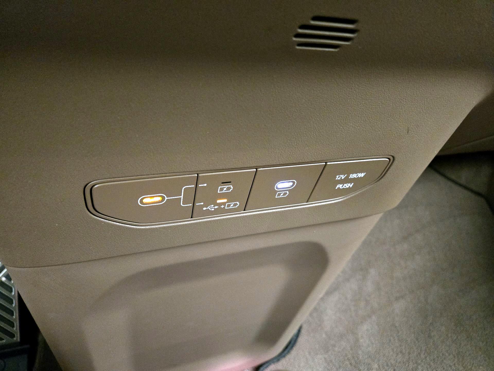 Thumbnail: 2024 Kia EV9 - 19