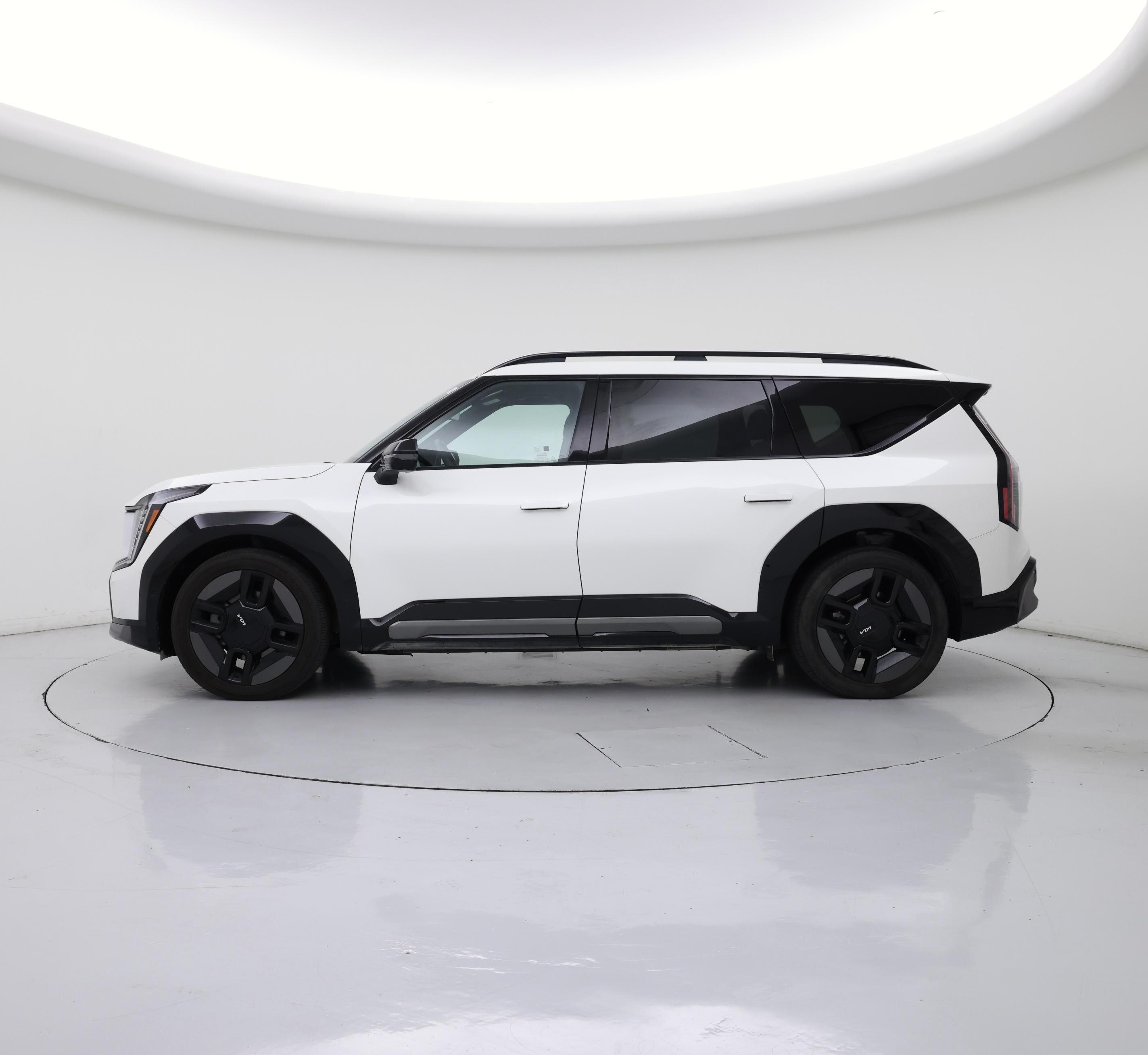 Thumbnail: 2024 Kia EV9 - 3