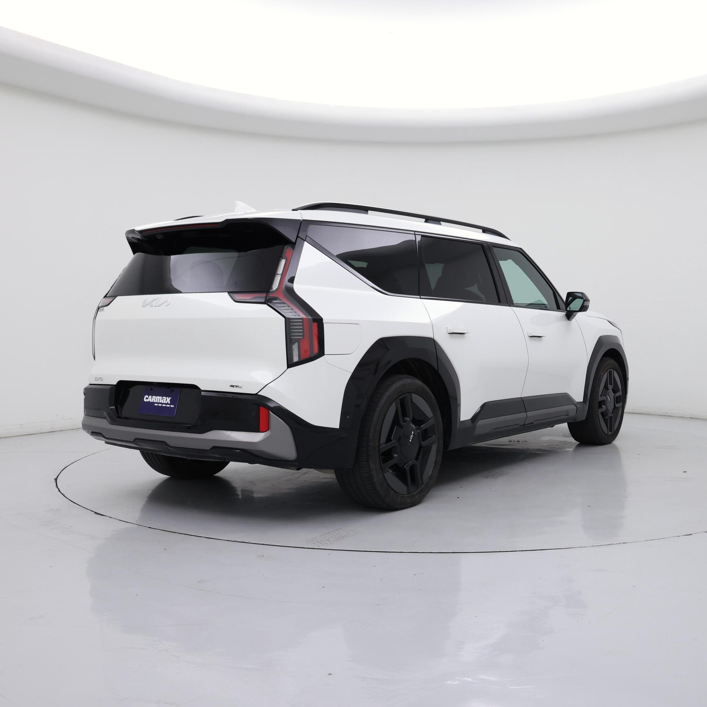 Thumbnail: 2024 Kia EV9 - 8