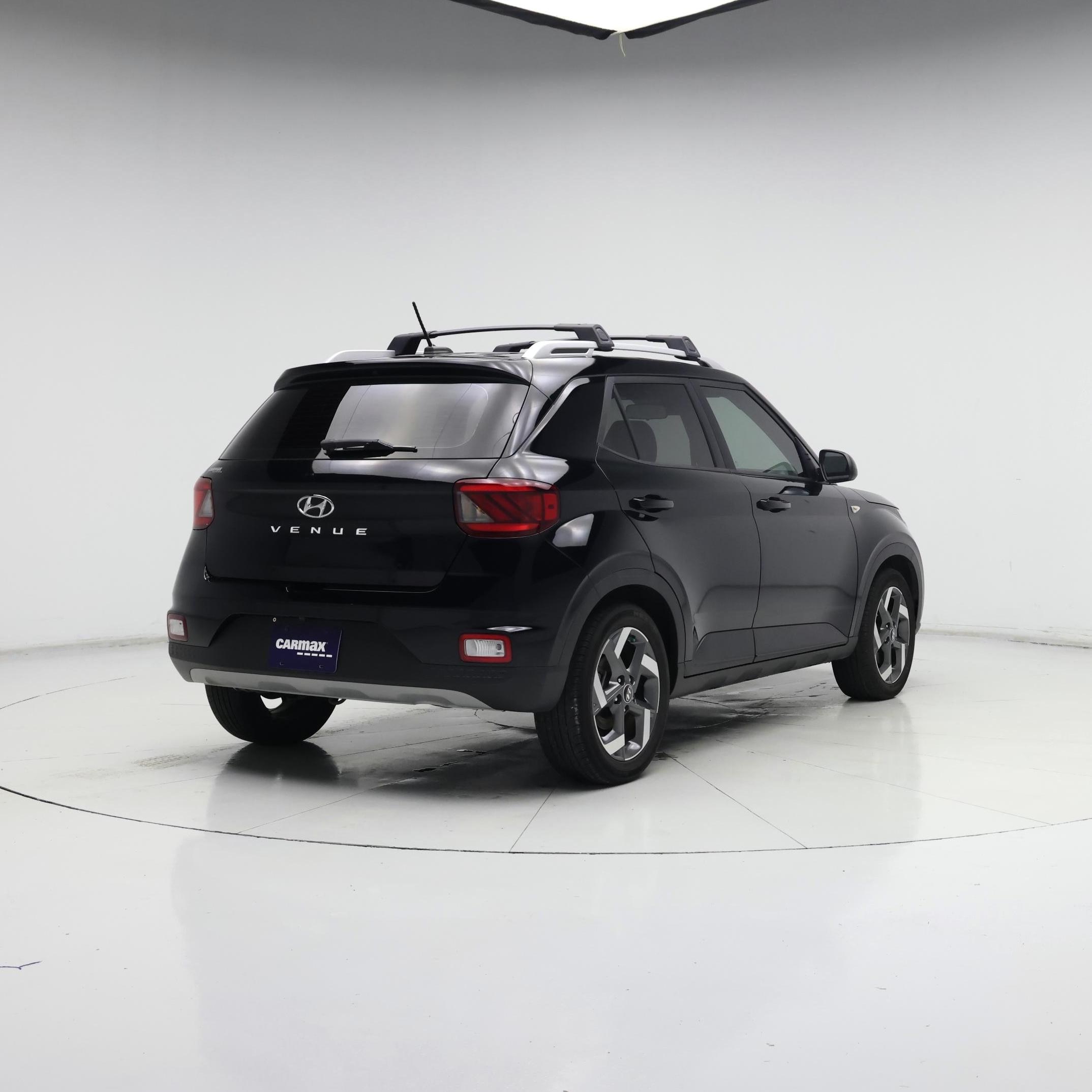 Thumbnail: 2023 Hyundai Venue - 8