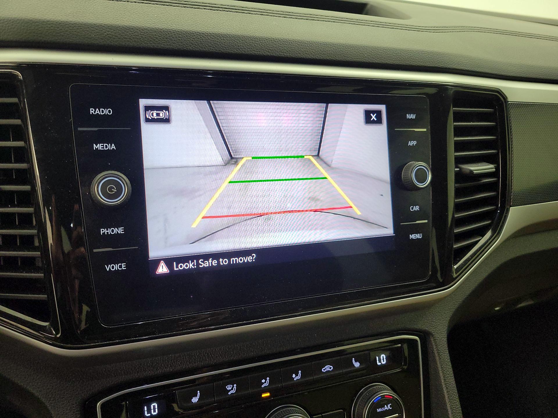 Thumbnail: 2022 Volkswagen Atlas - 15