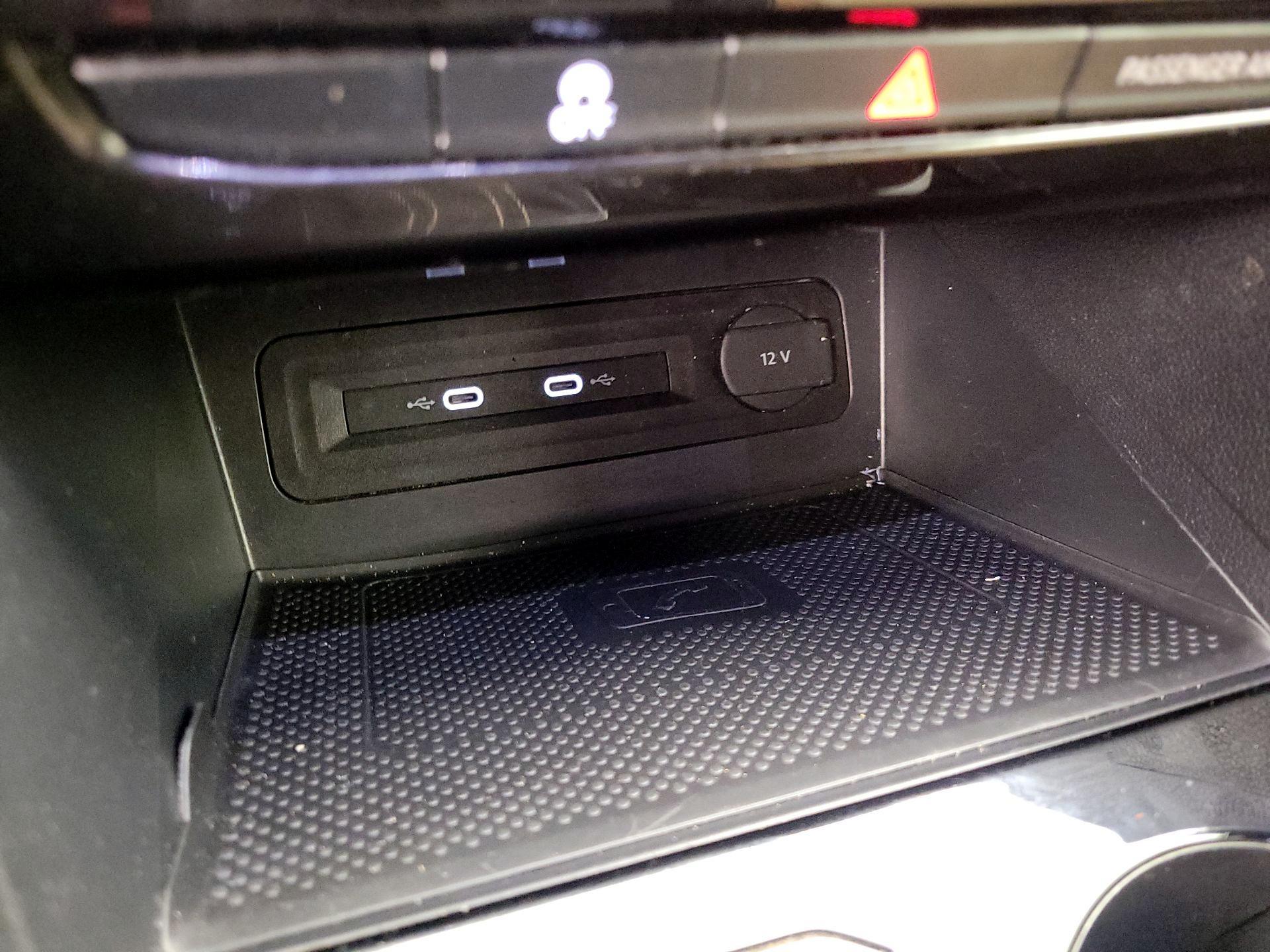 Thumbnail: 2022 Volkswagen Atlas - 19