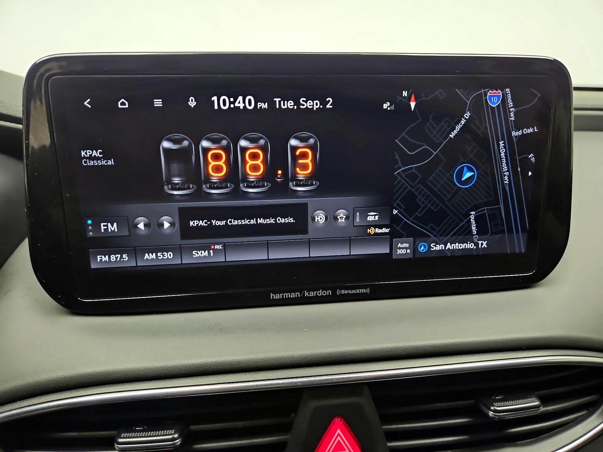 Thumbnail: 2022 Hyundai Santa Fe - 16