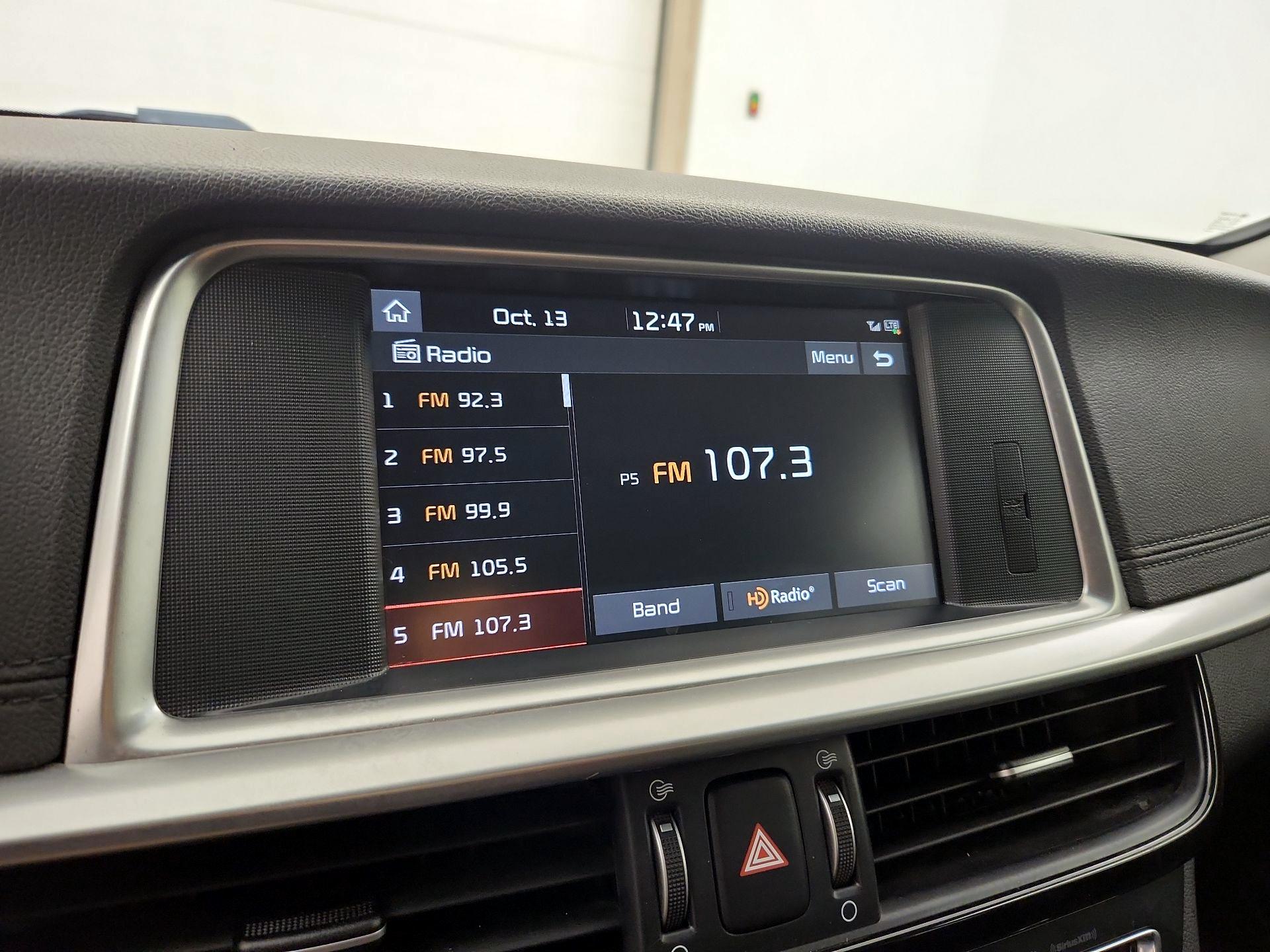 Thumbnail: 2019 Kia Optima - 16