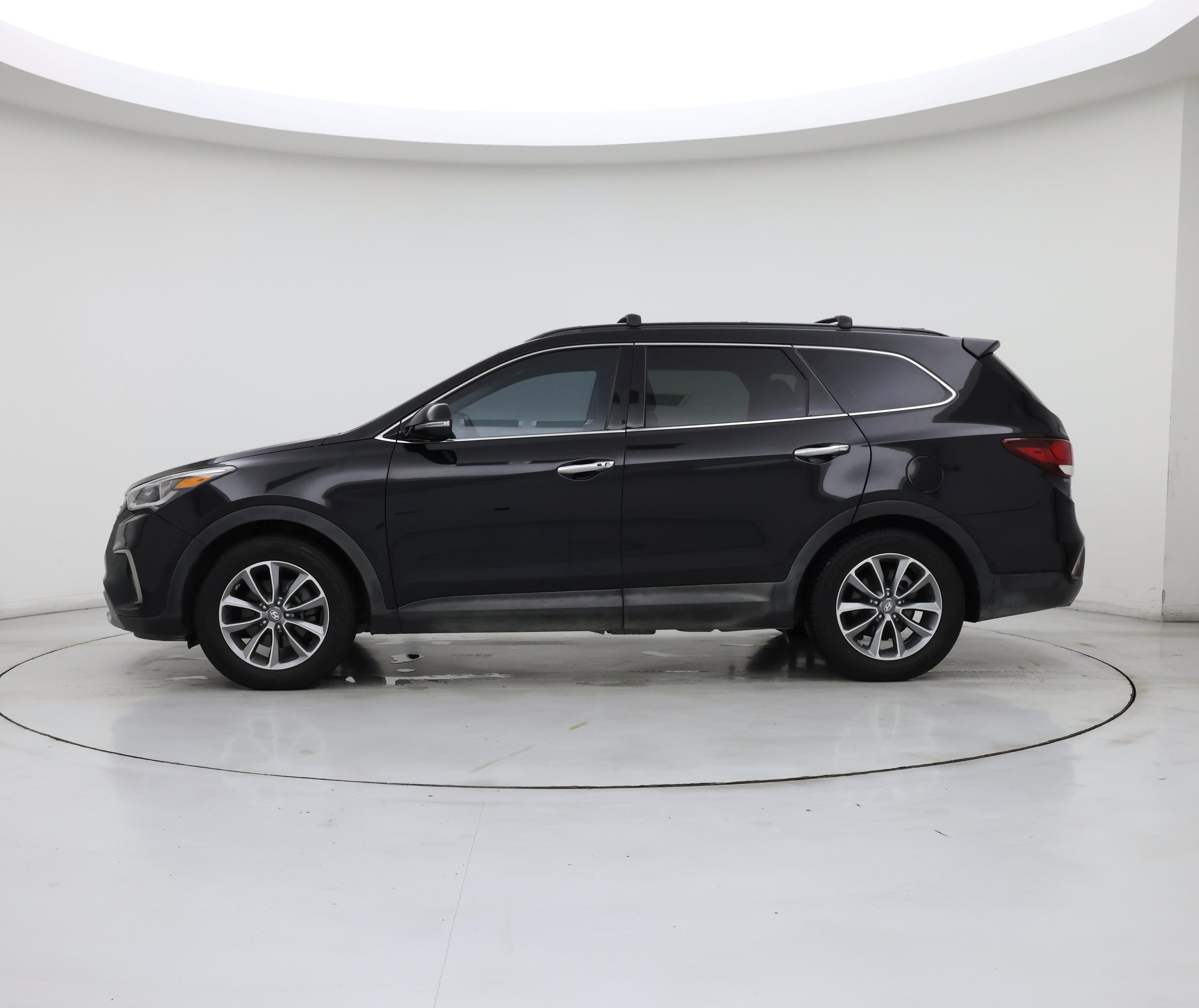 Thumbnail: 2017 Hyundai Santa Fe - 3