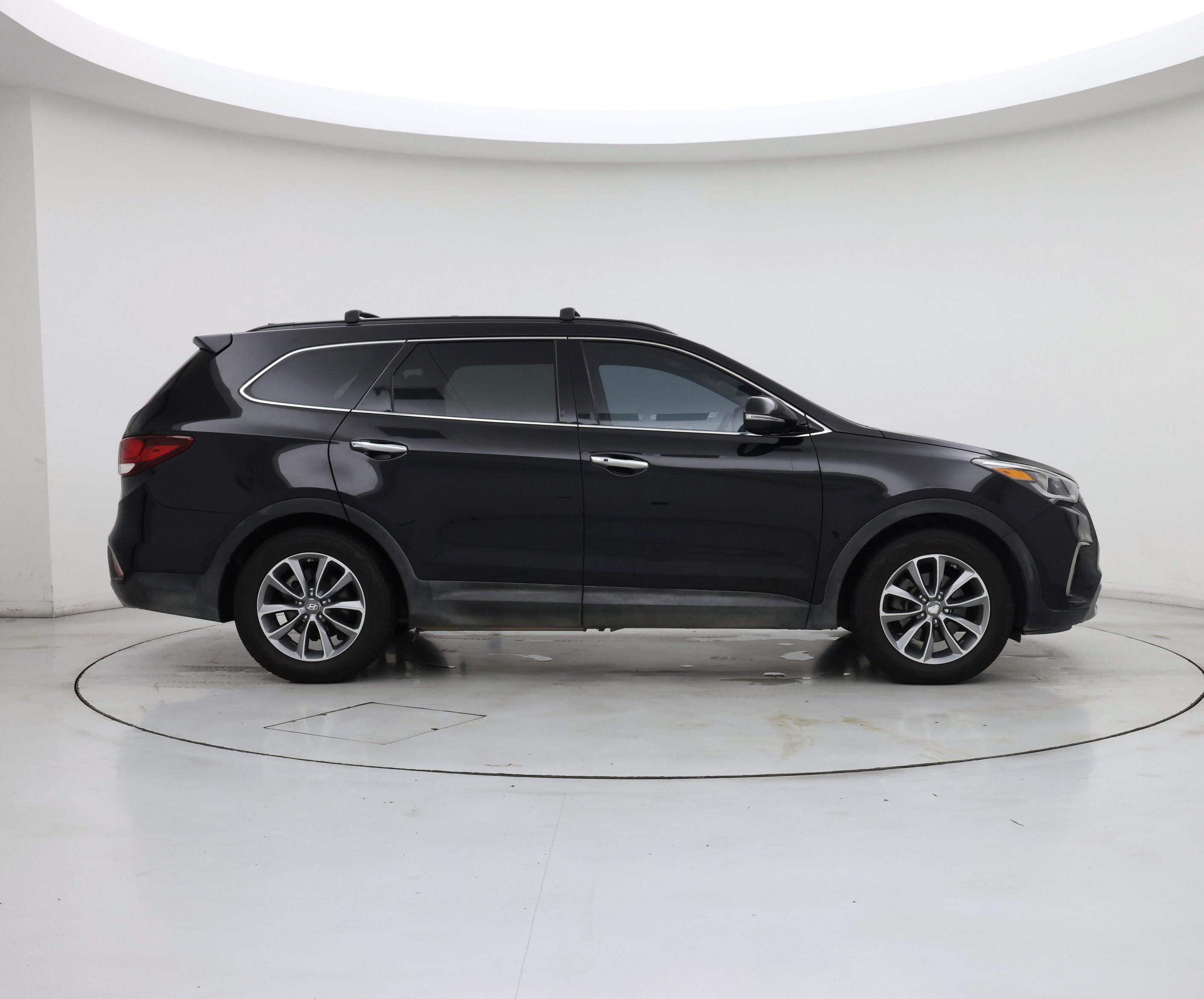 Thumbnail: 2017 Hyundai Santa Fe - 7