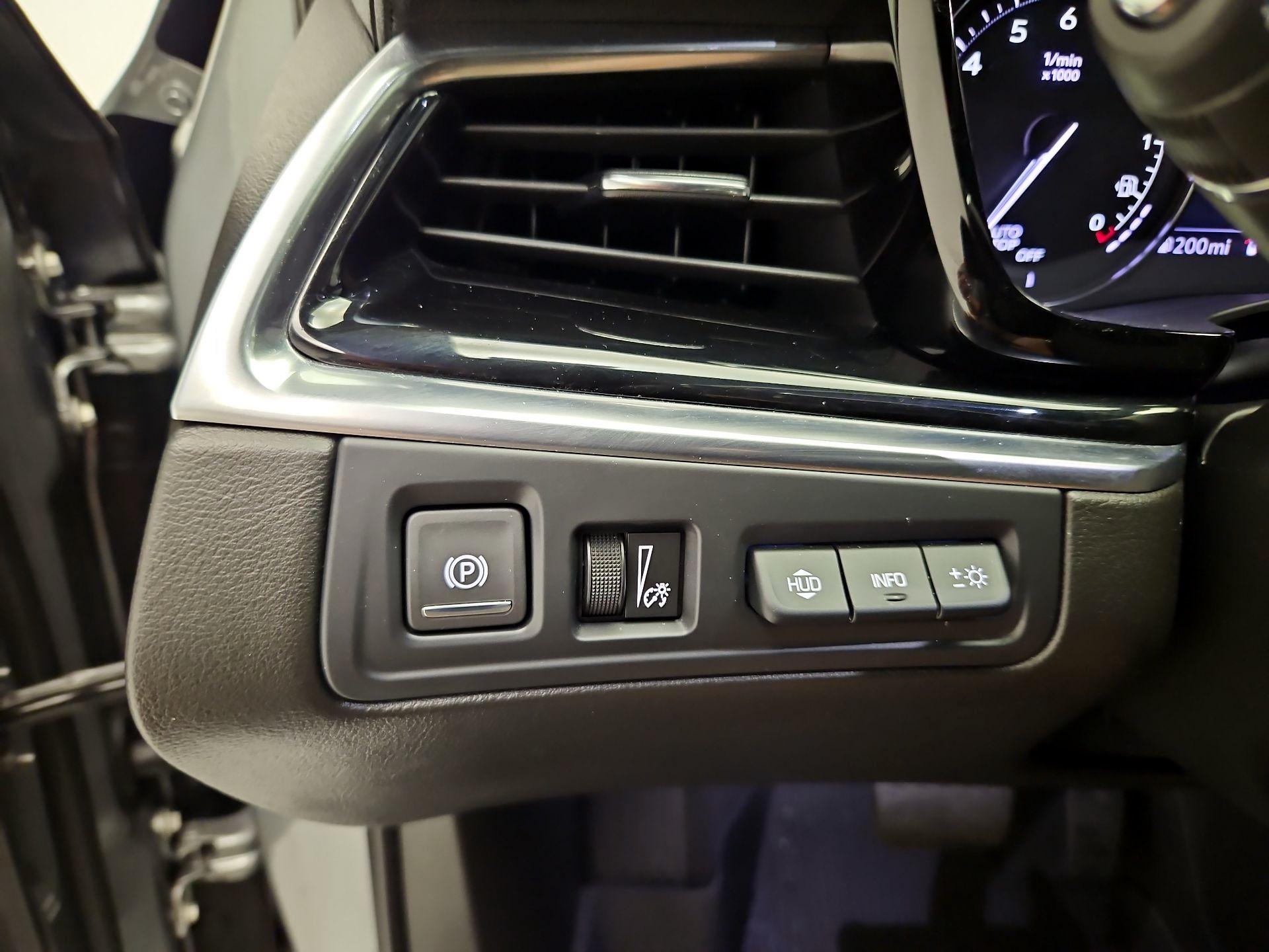Thumbnail: 2024 Cadillac XT6 - 13