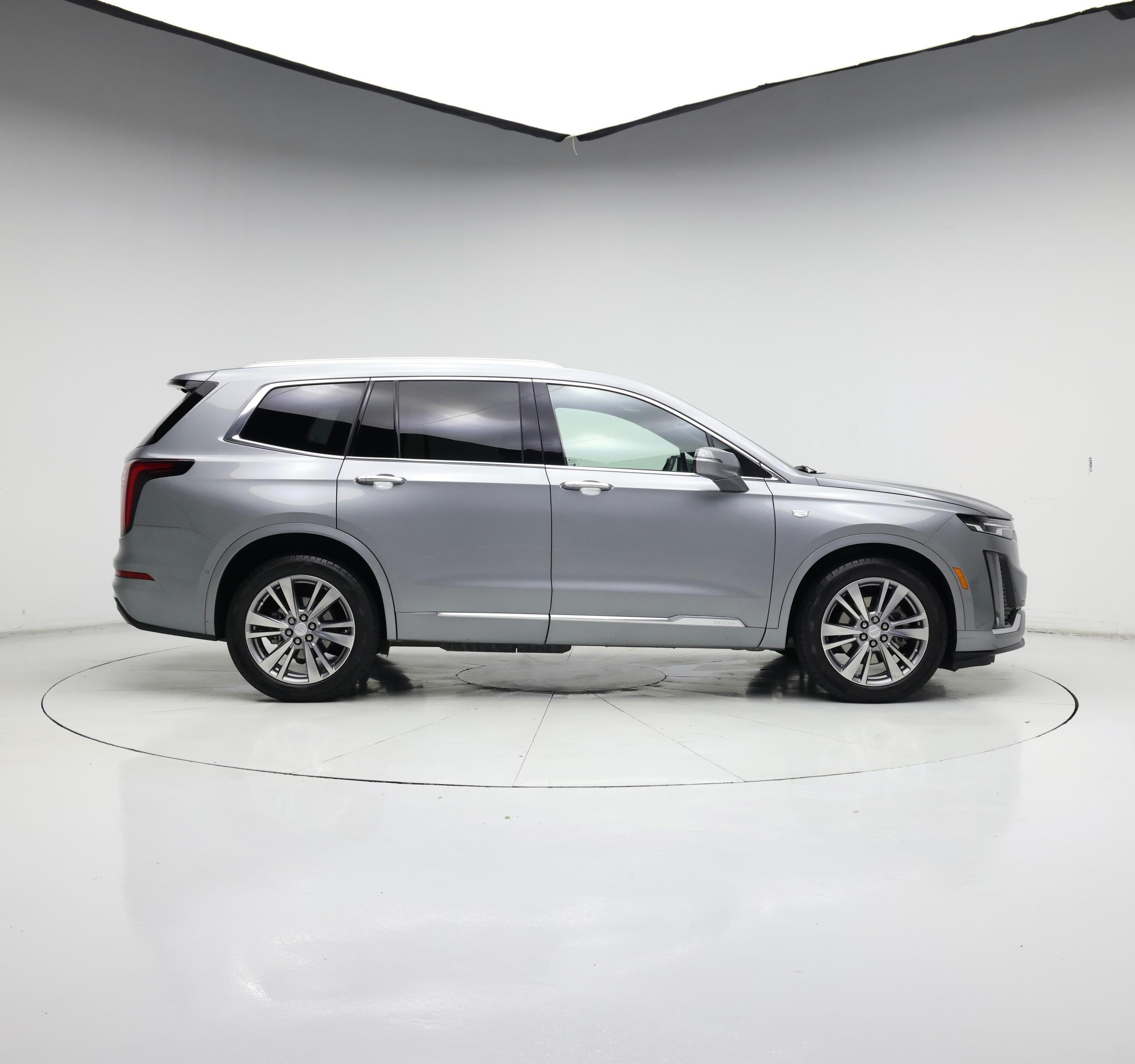Thumbnail: 2024 Cadillac XT6 - 7