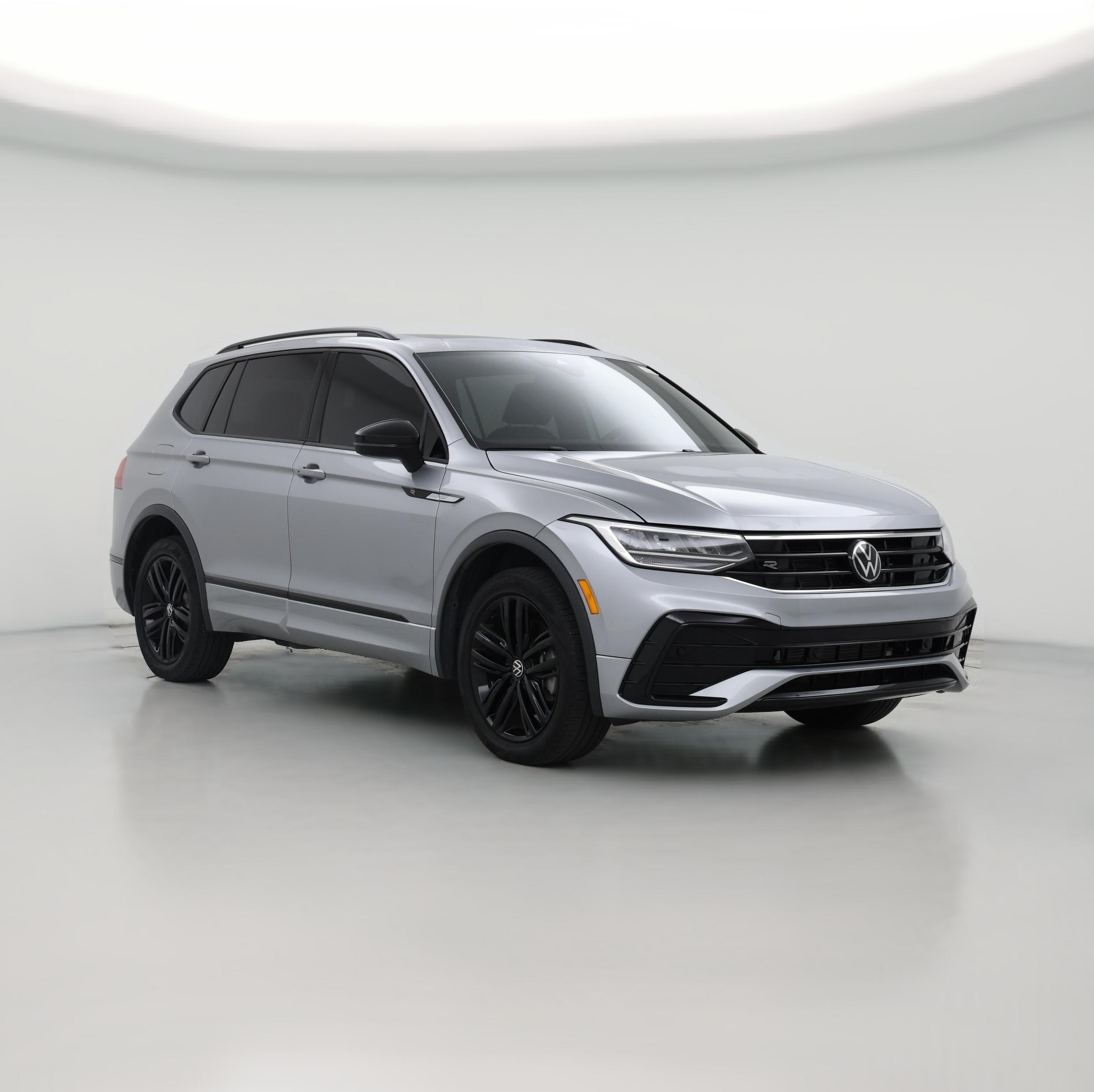 Thumbnail: 2022 Volkswagen Tiguan - 1