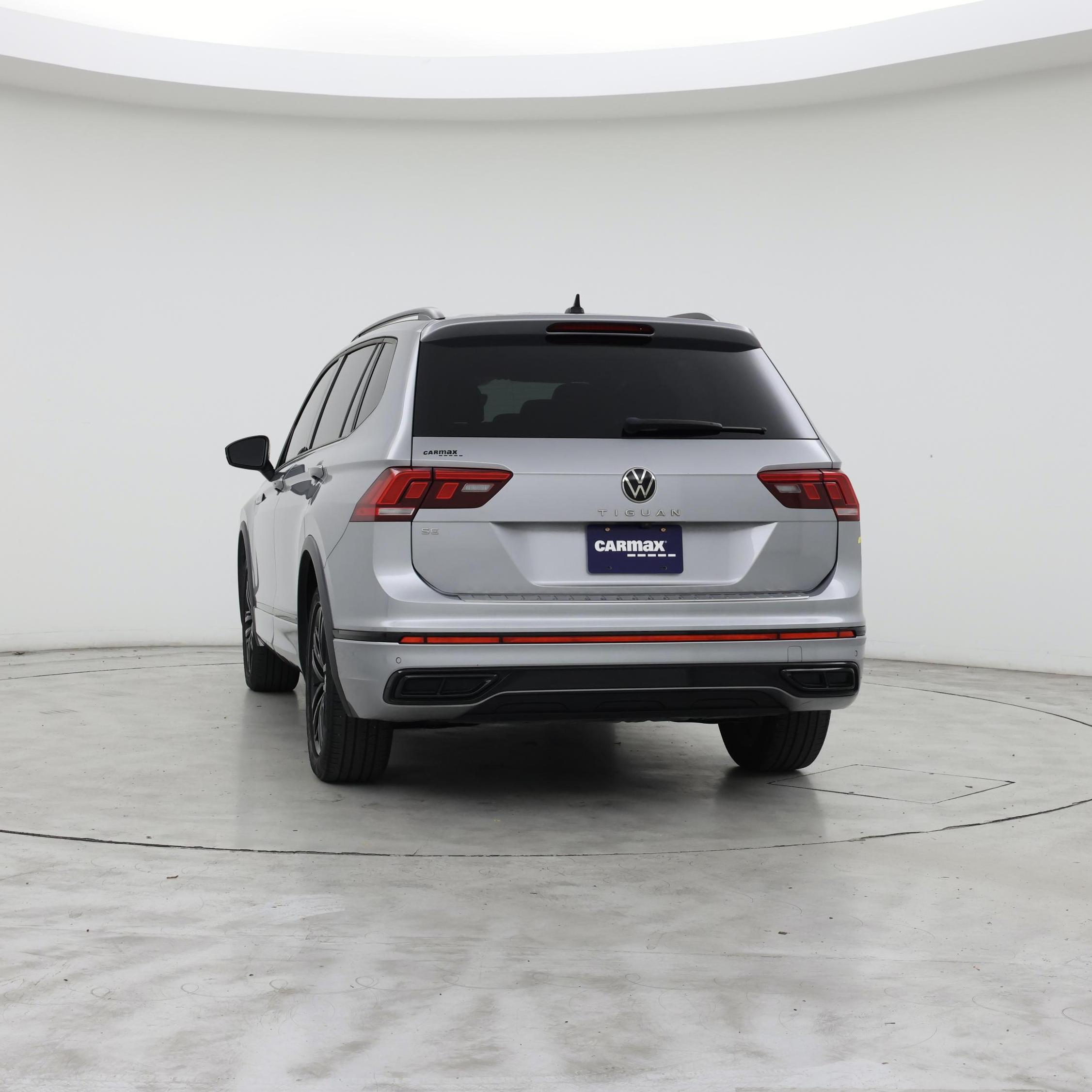 Thumbnail: 2022 Volkswagen Tiguan - 6