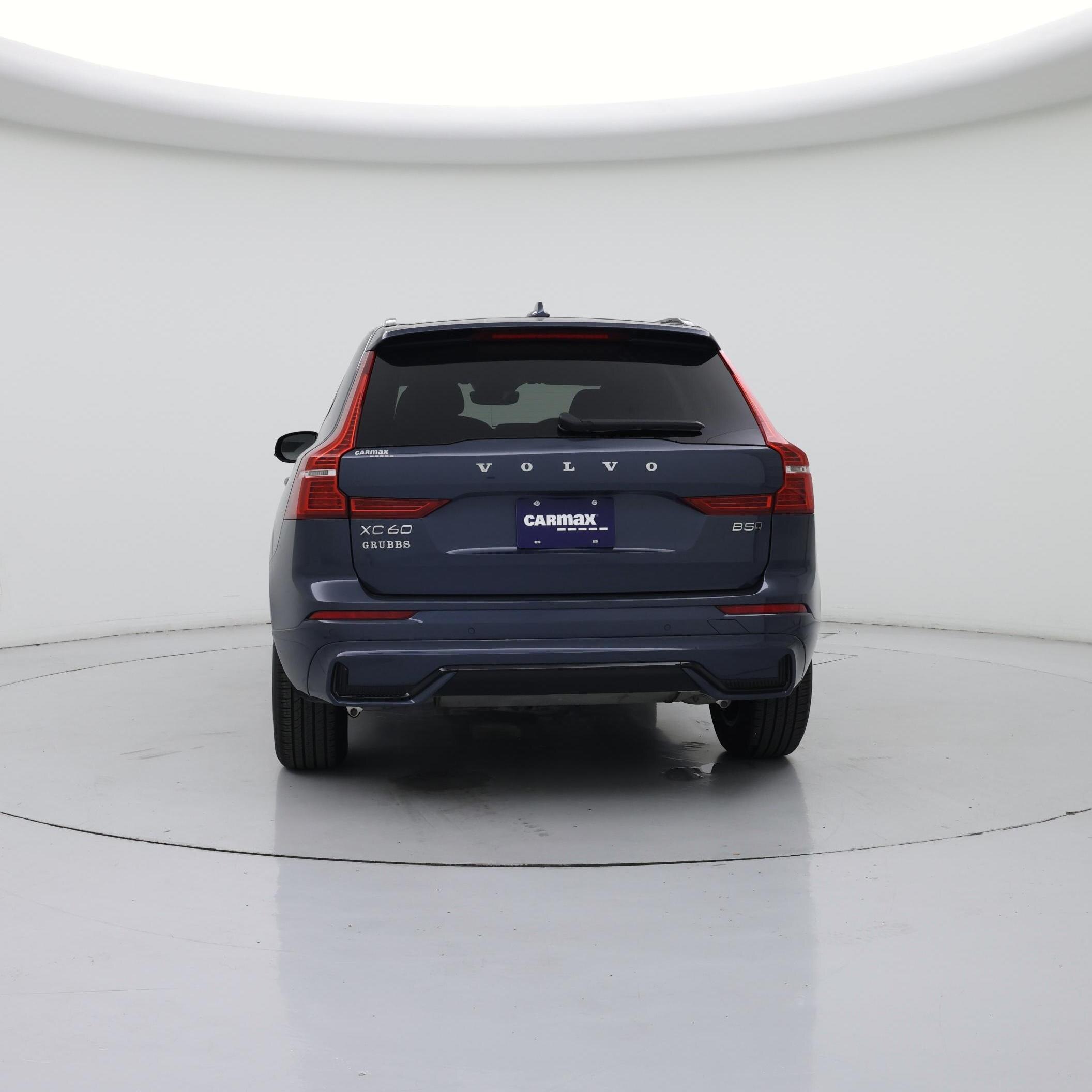 Thumbnail: 2025 Volvo XC60 - 6