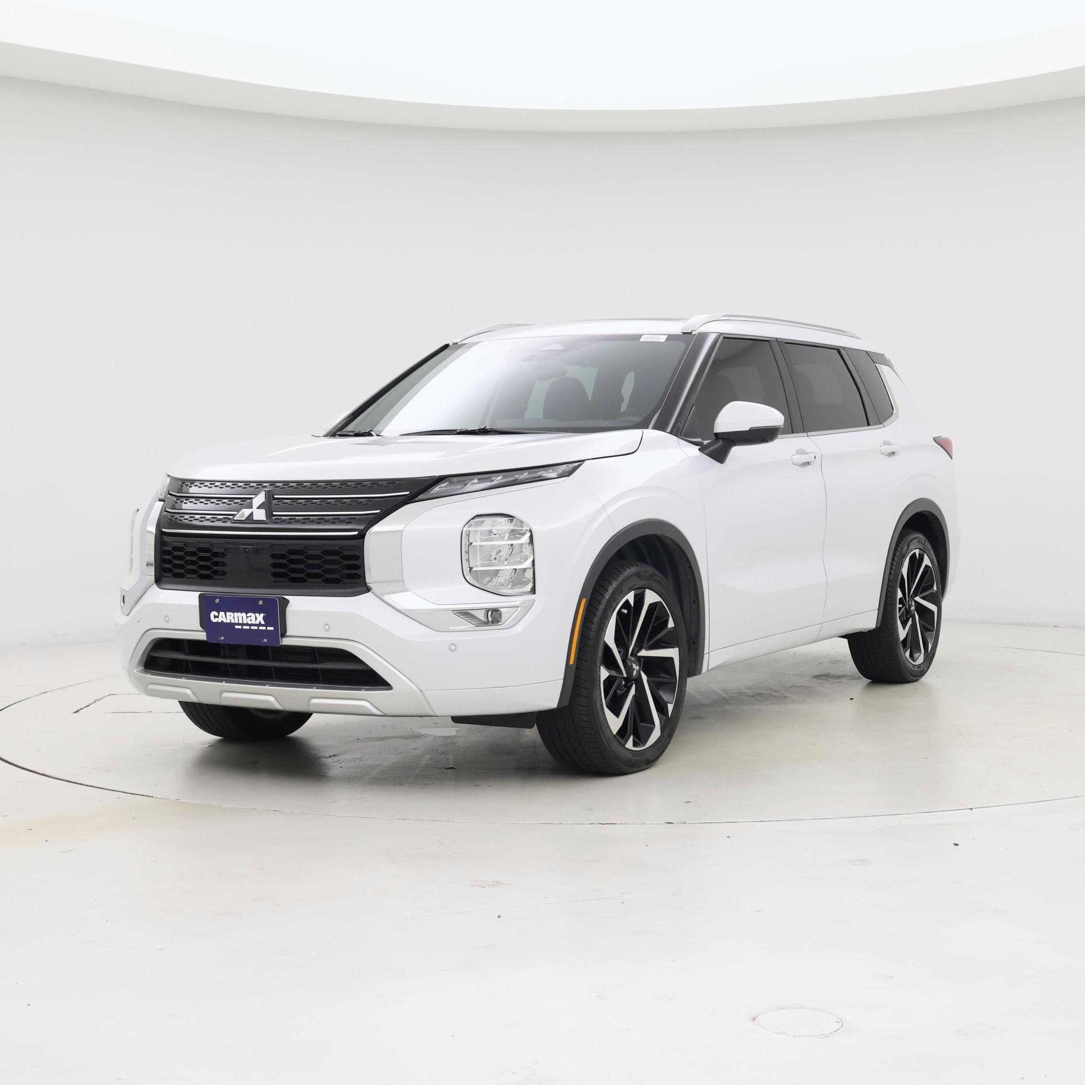 Thumbnail: 2022 Mitsubishi Outlander - 4