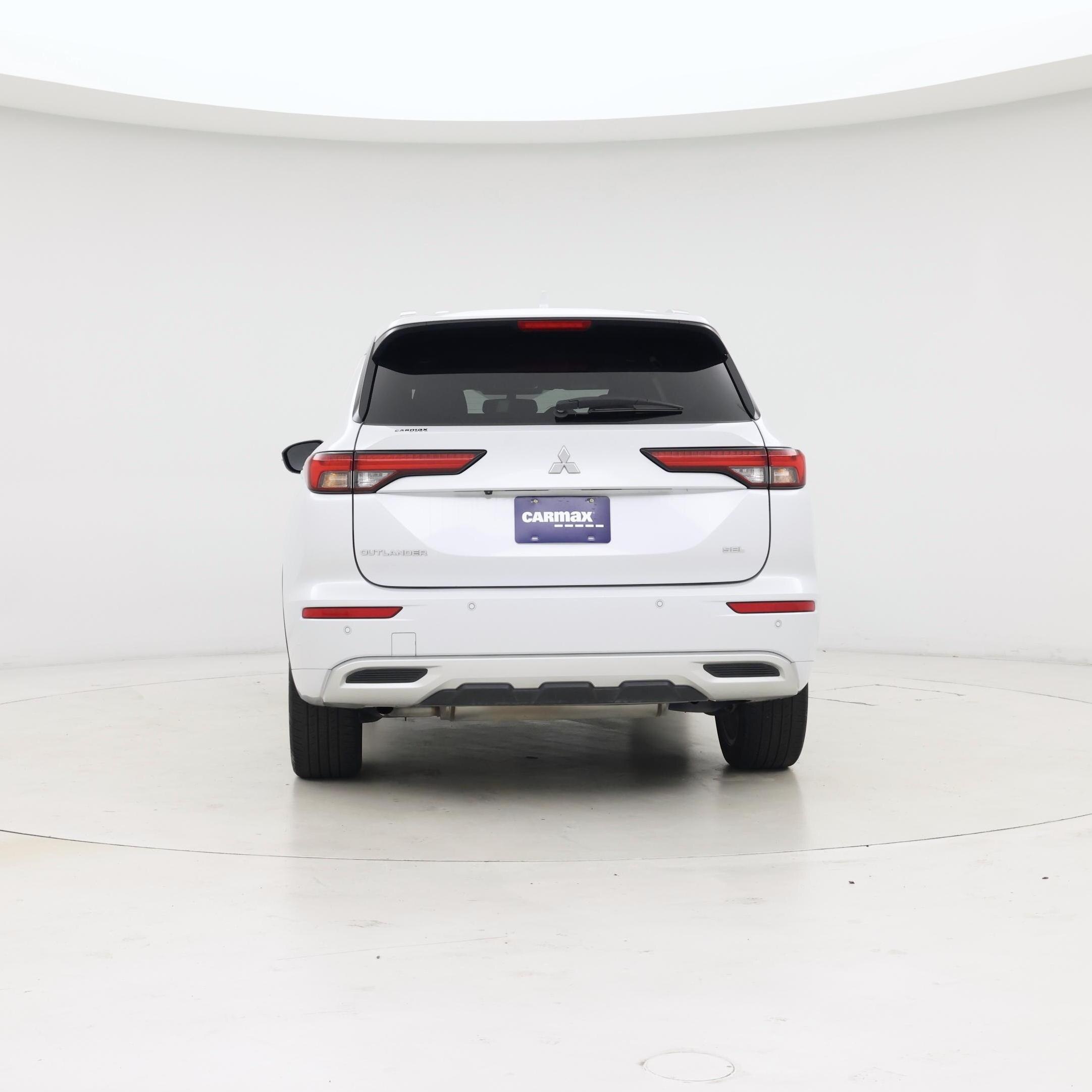 Thumbnail: 2022 Mitsubishi Outlander - 6