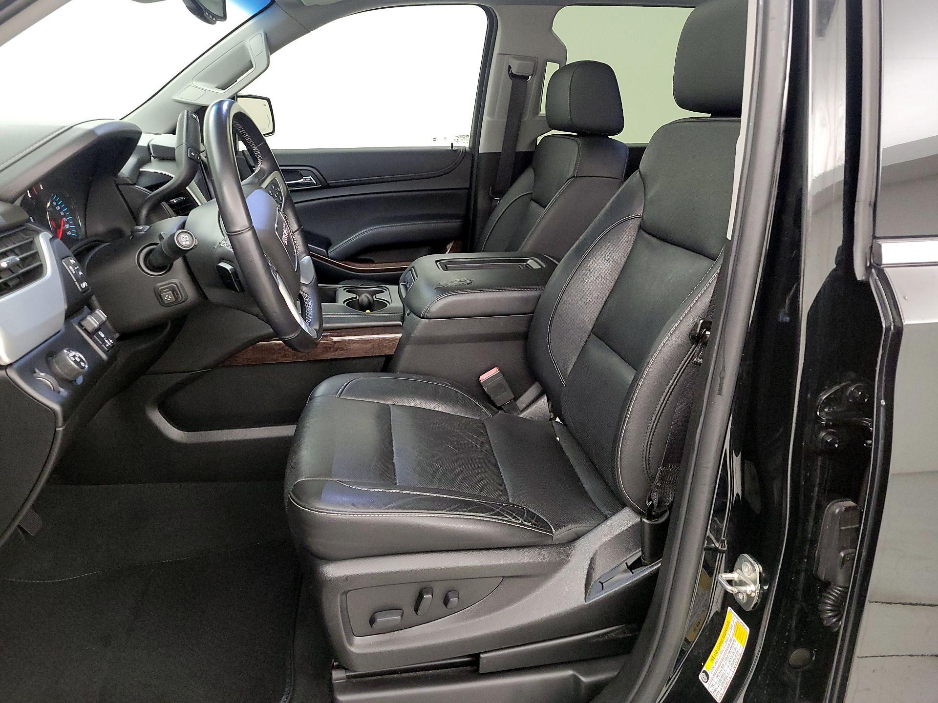 Thumbnail: 2019 GMC Yukon XL - 11