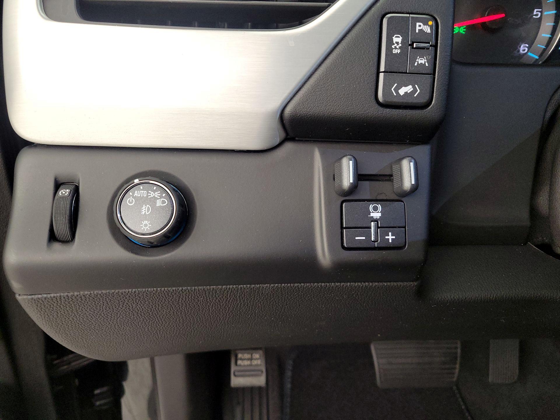 Thumbnail: 2019 GMC Yukon XL - 13