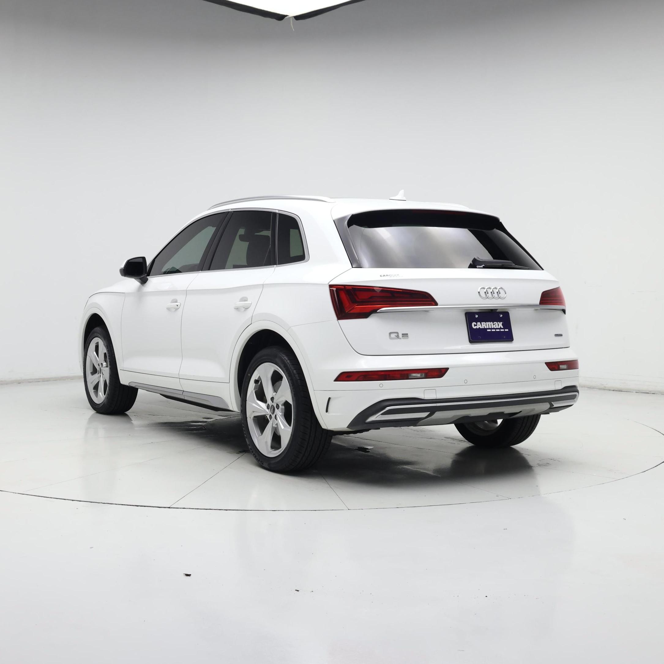 Thumbnail: 2021 Audi Q5 - 2