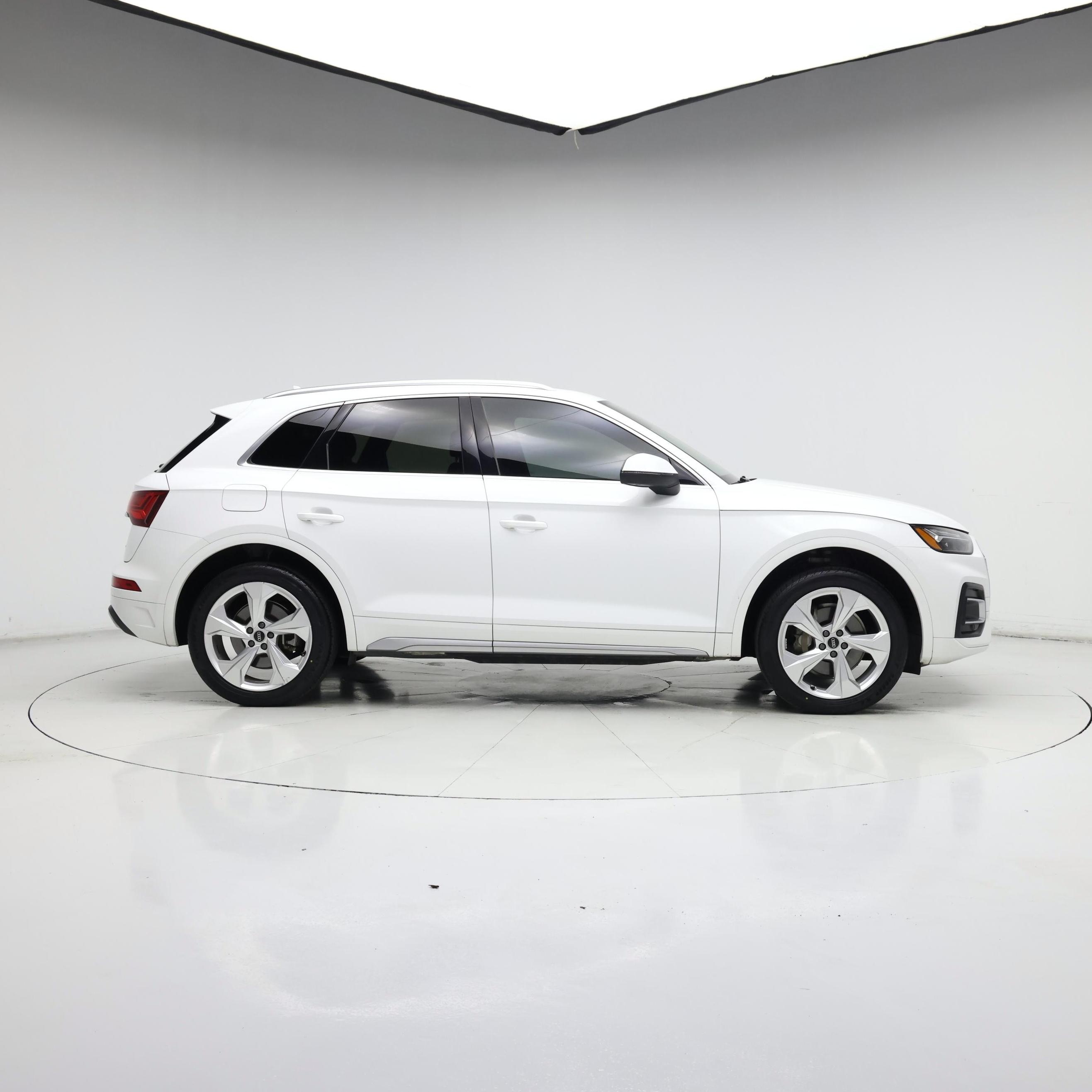 Thumbnail: 2021 Audi Q5 - 7