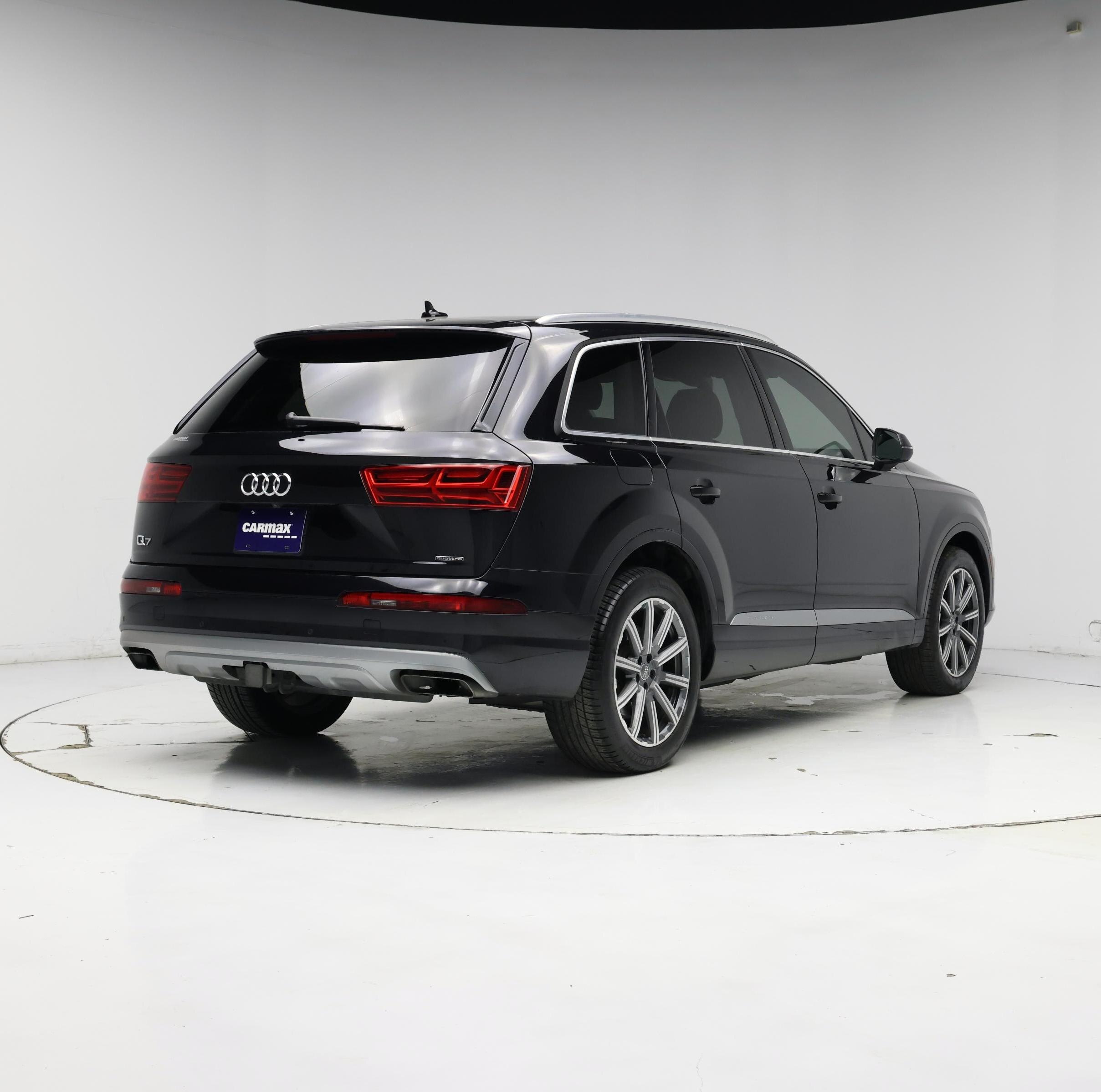 Thumbnail: 2019 Audi Q7 - 8