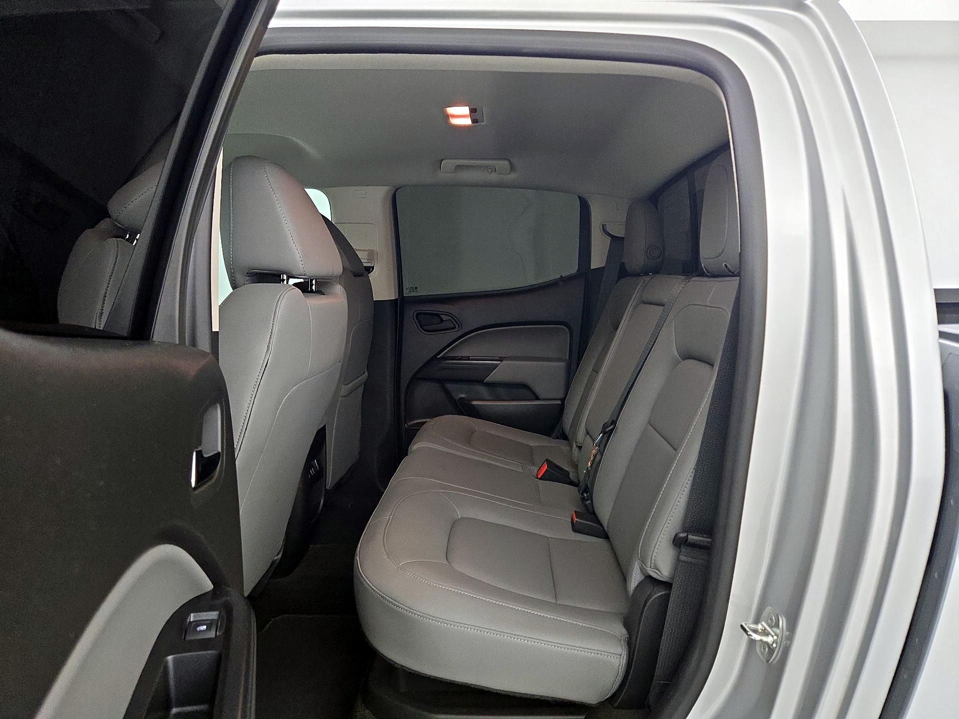 Thumbnail: 2016 Chevrolet Colorado - 20