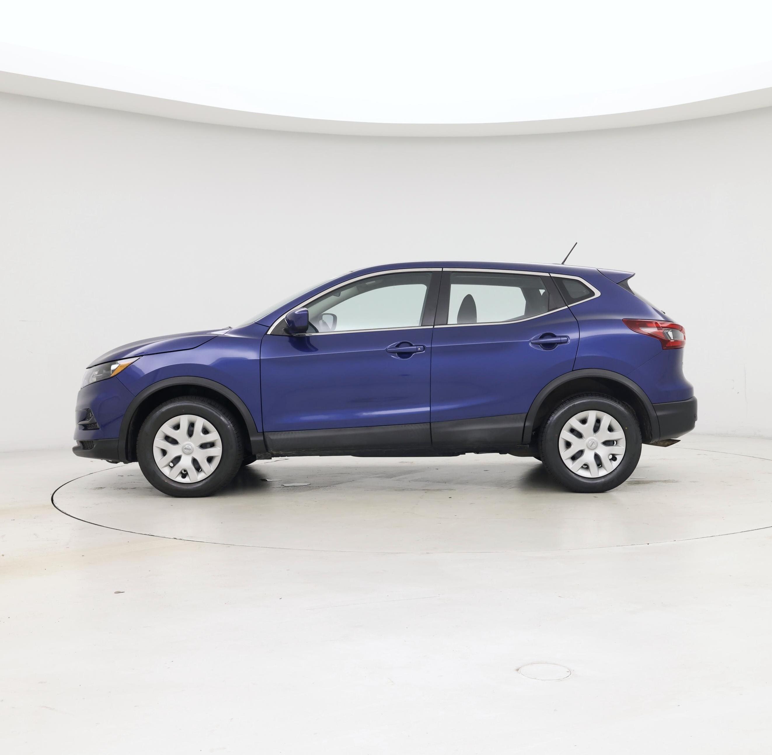 Thumbnail: 2020 Nissan Rogue Sport - 3