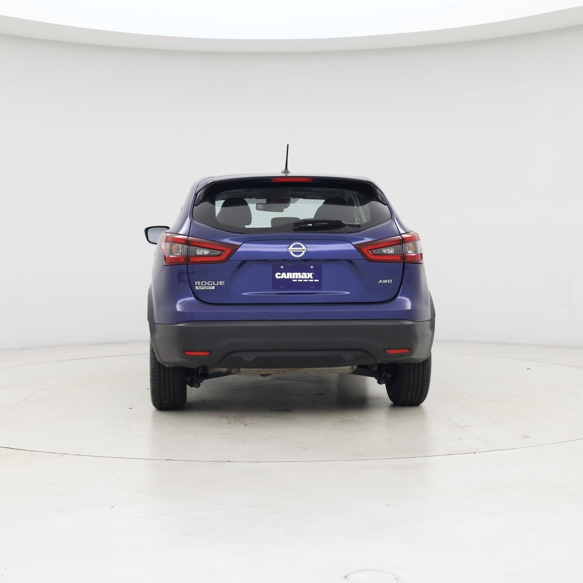 Thumbnail: 2020 Nissan Rogue Sport - 6