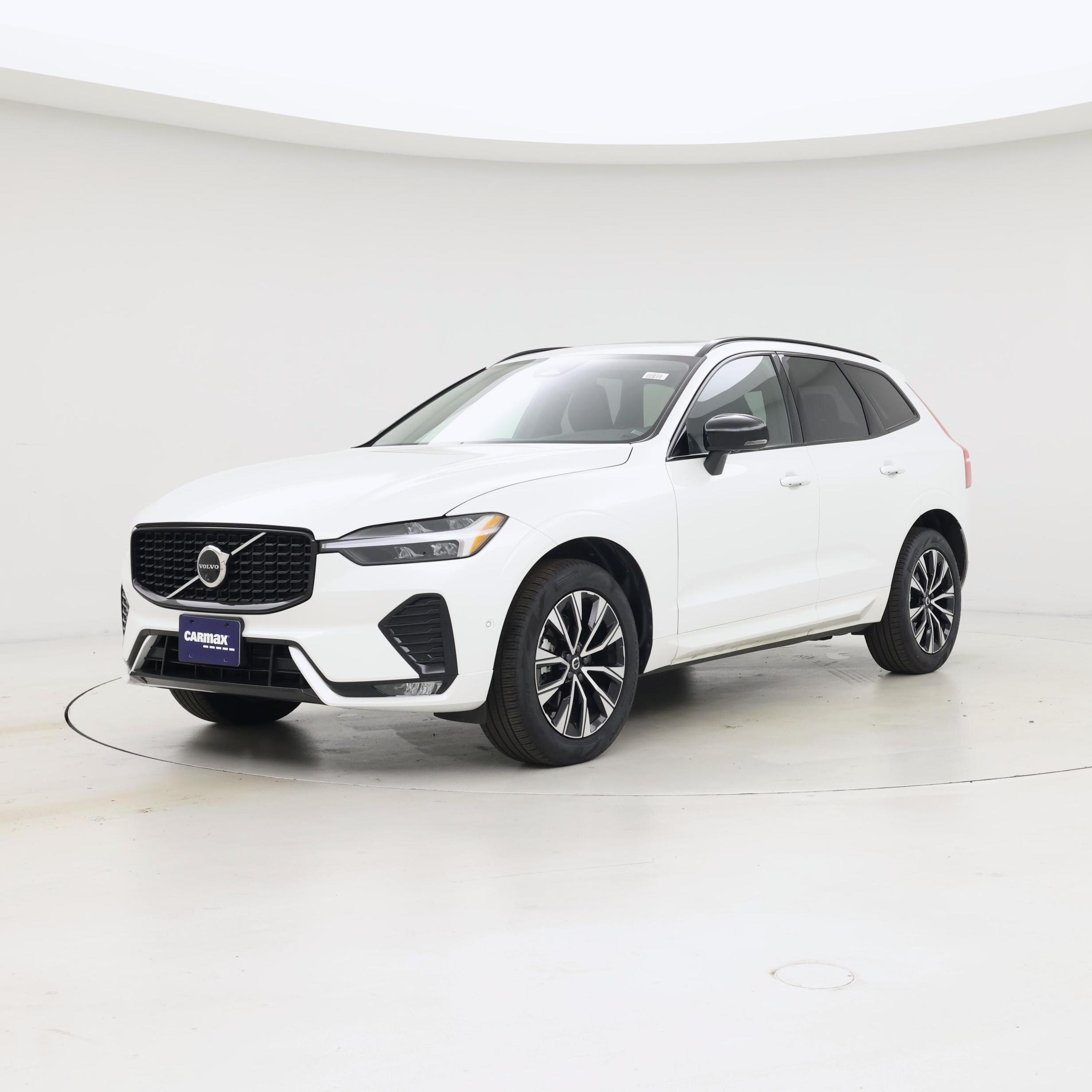 Thumbnail: 2025 Volvo XC60 - 4