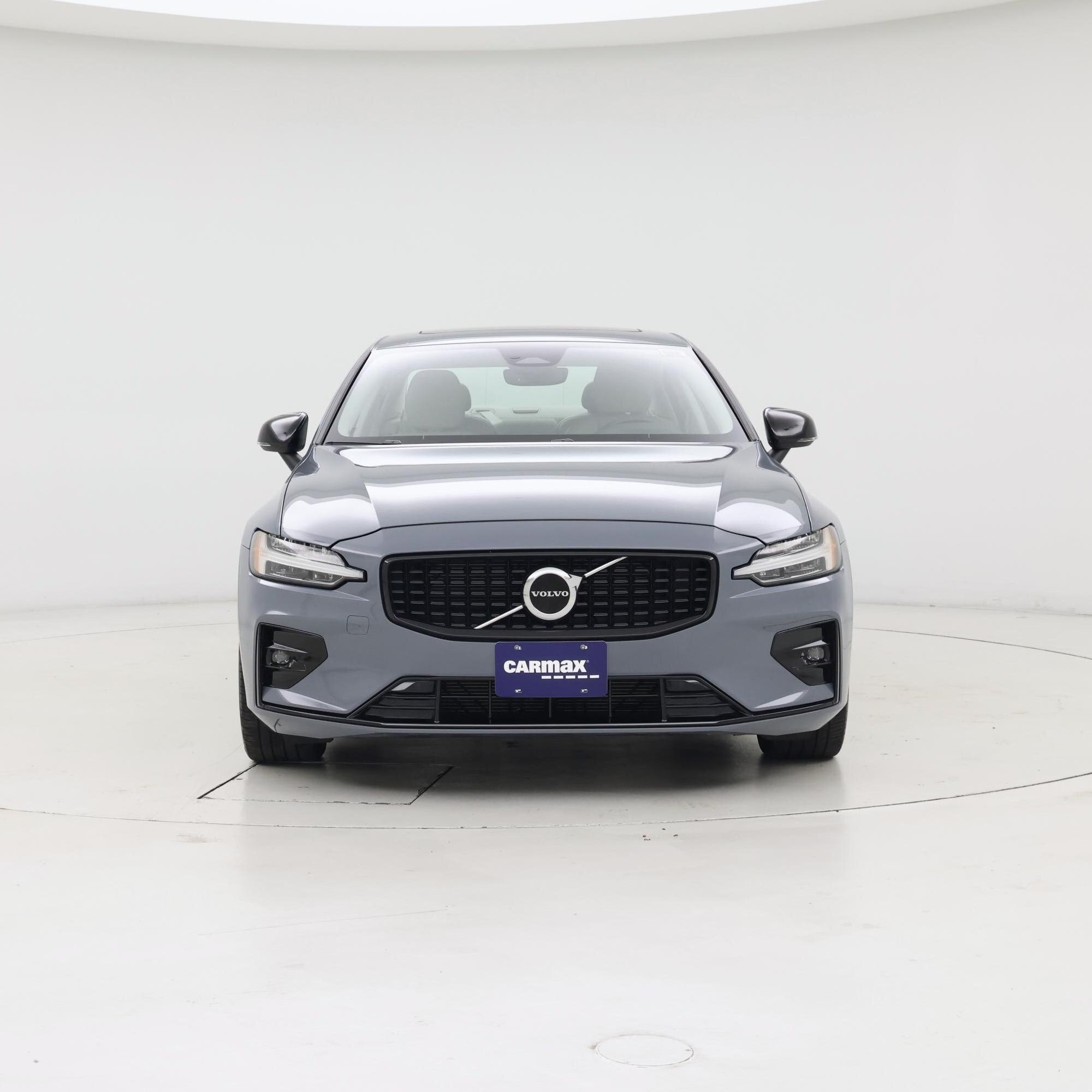 Thumbnail: 2023 Volvo S60 - 5
