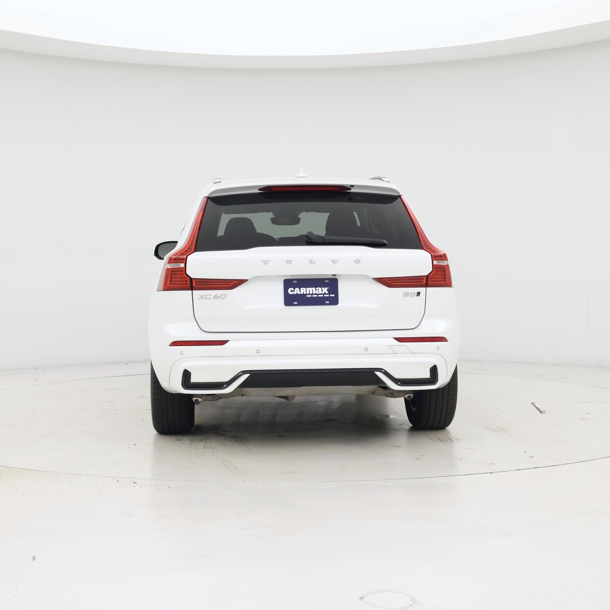 Thumbnail: 2025 Volvo XC60 - 6