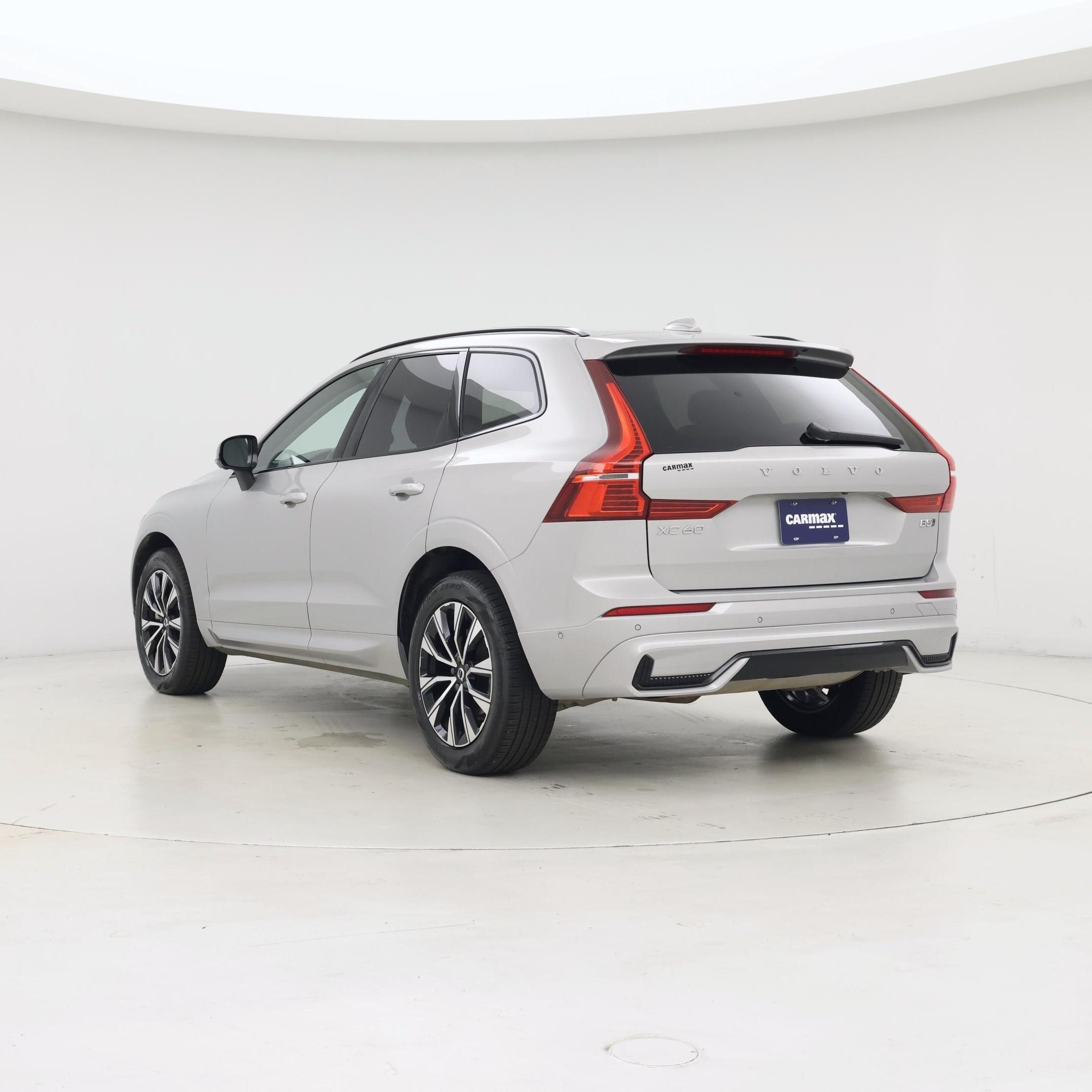 Thumbnail: 2025 Volvo XC60 - 2