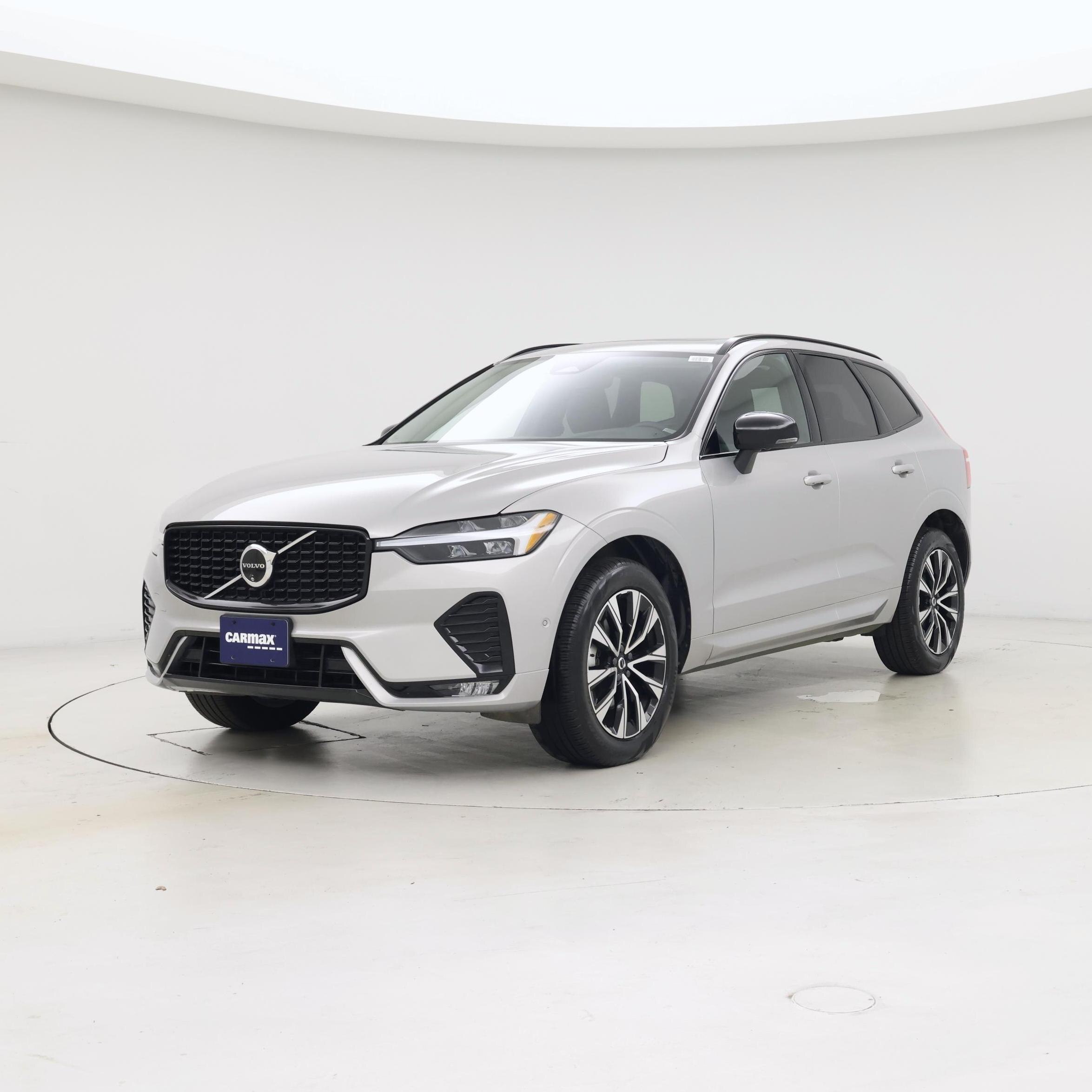 Thumbnail: 2025 Volvo XC60 - 4