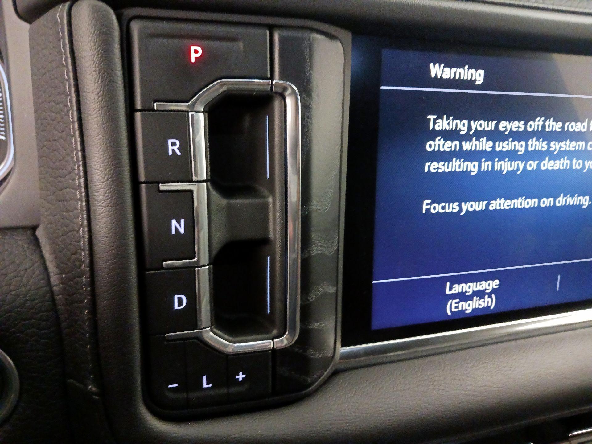 Thumbnail: 2021 GMC Yukon XL - 18