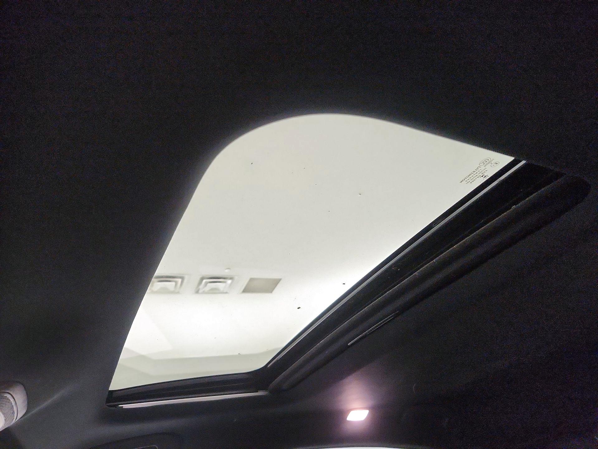 Thumbnail: 2023 INFINITI QX55 - 19