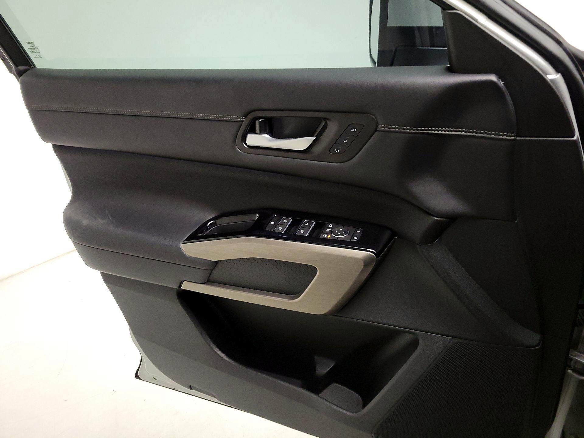 Thumbnail: 2024 Nissan Pathfinder - 10