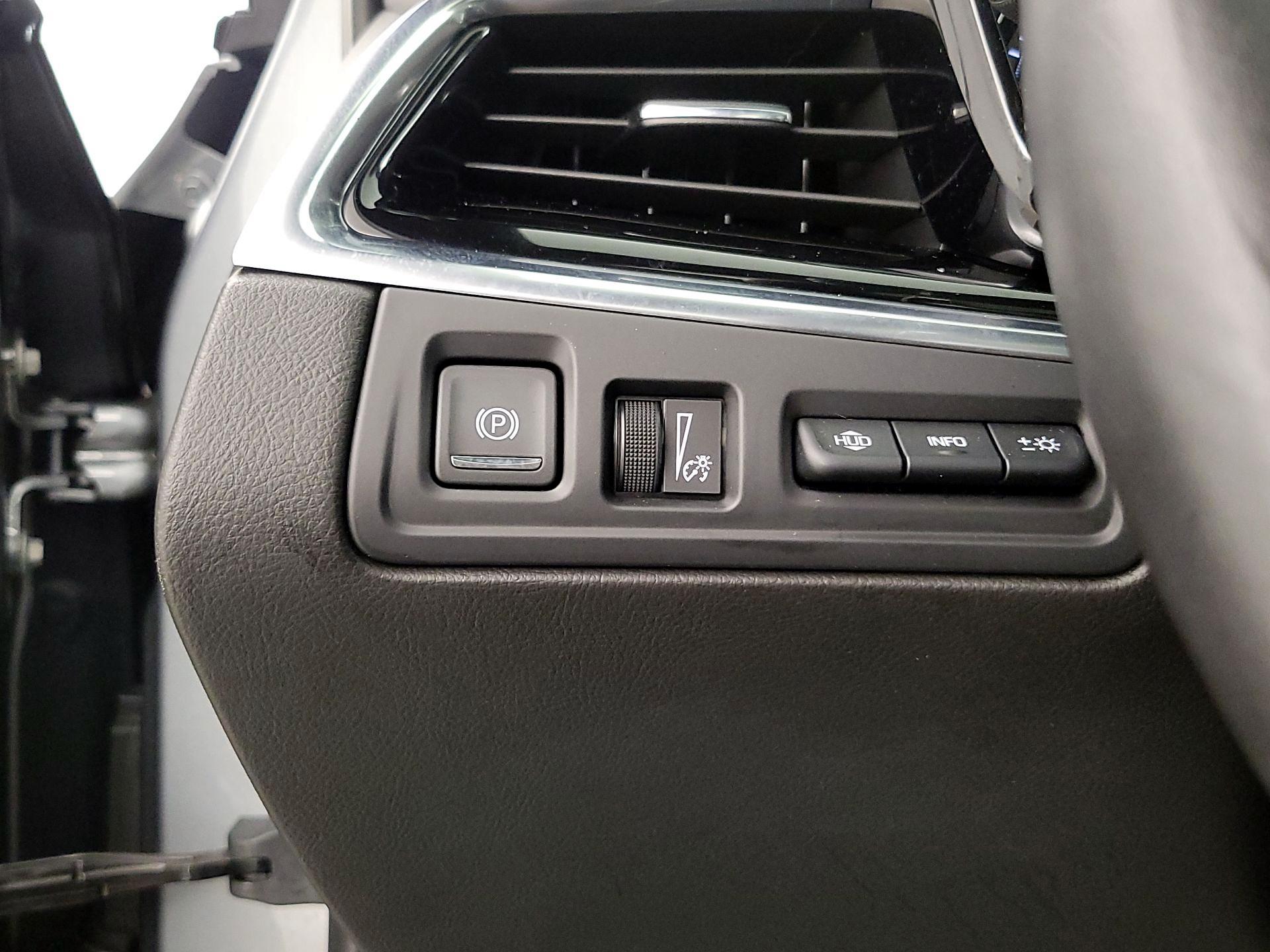 Thumbnail: 2024 Cadillac XT6 - 13