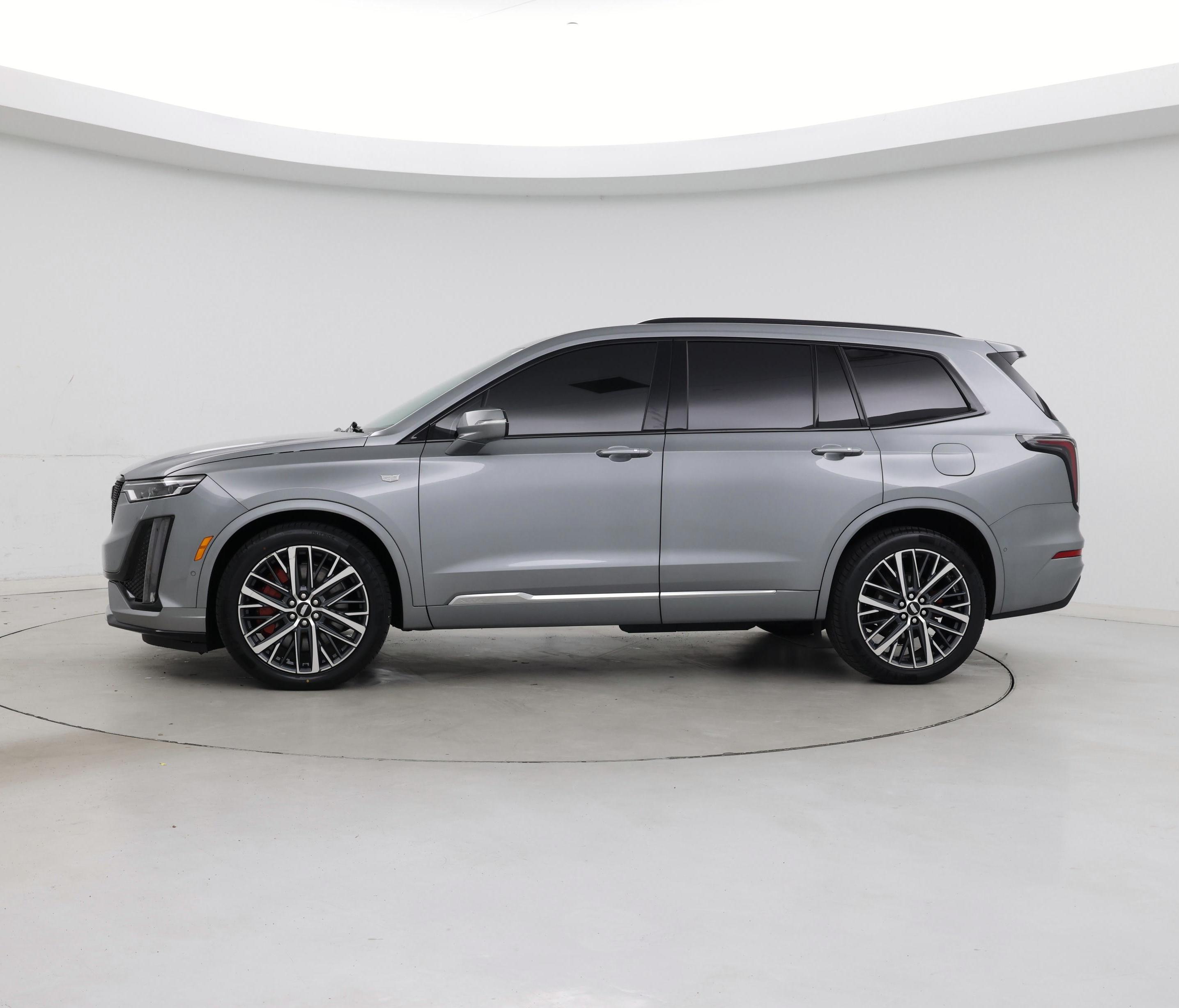 Thumbnail: 2024 Cadillac XT6 - 3