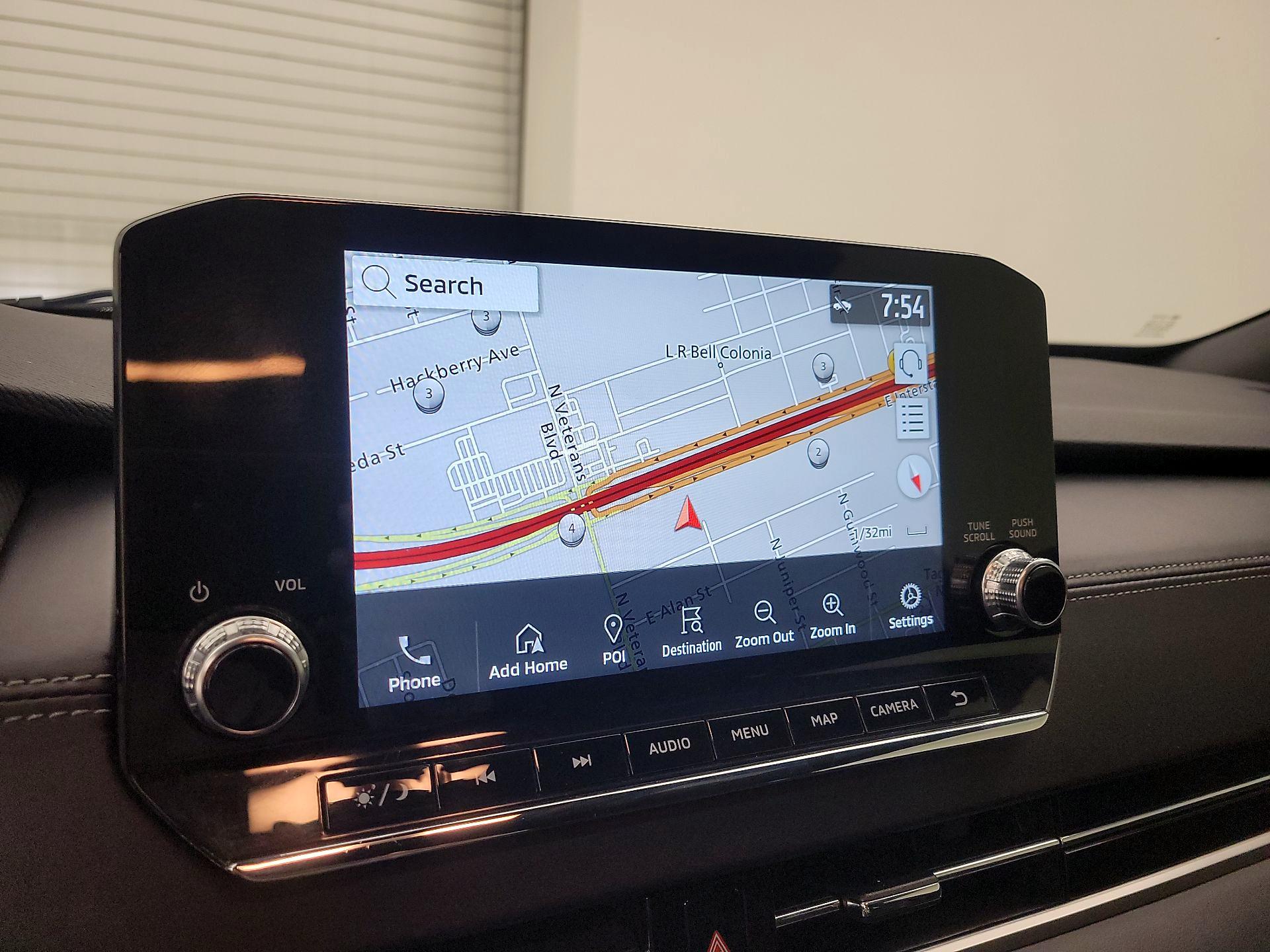 Thumbnail: 2023 Mitsubishi Outlander - 14