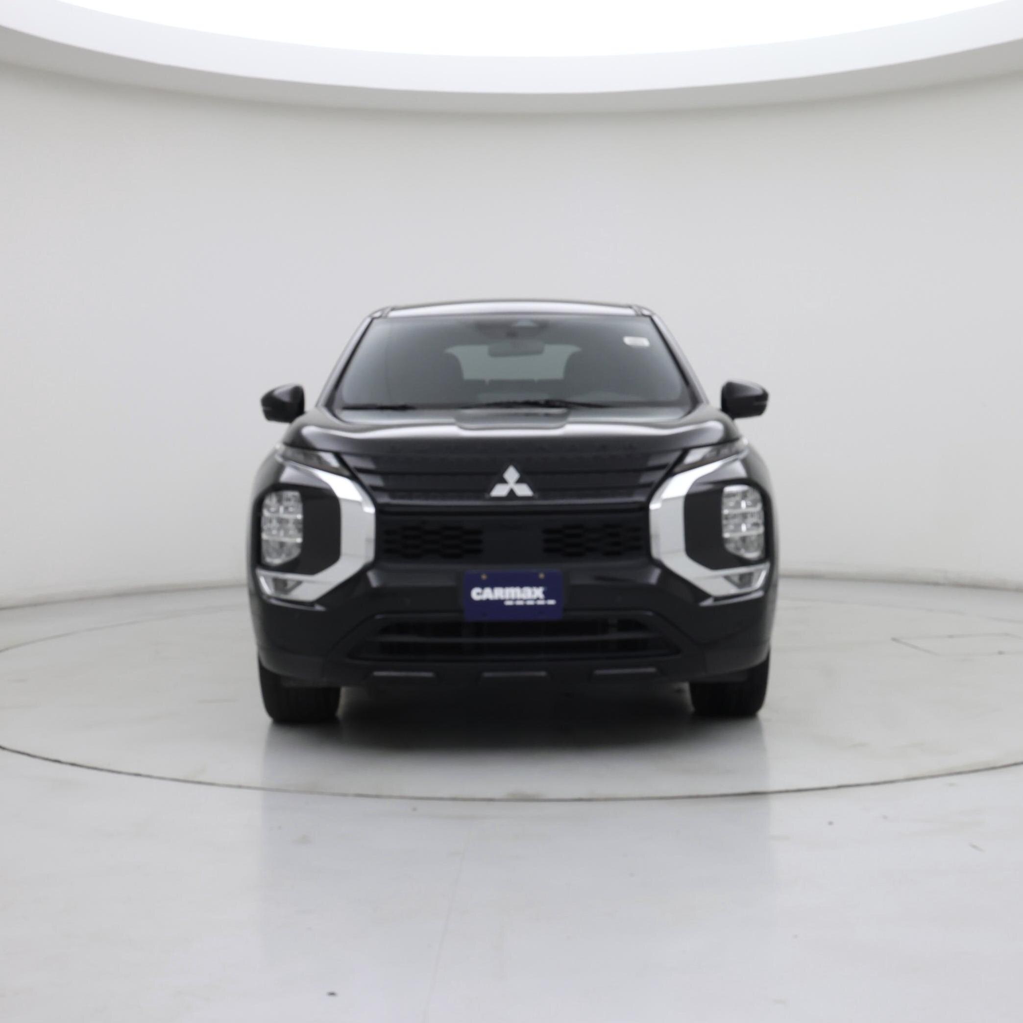 Thumbnail: 2023 Mitsubishi Outlander - 5