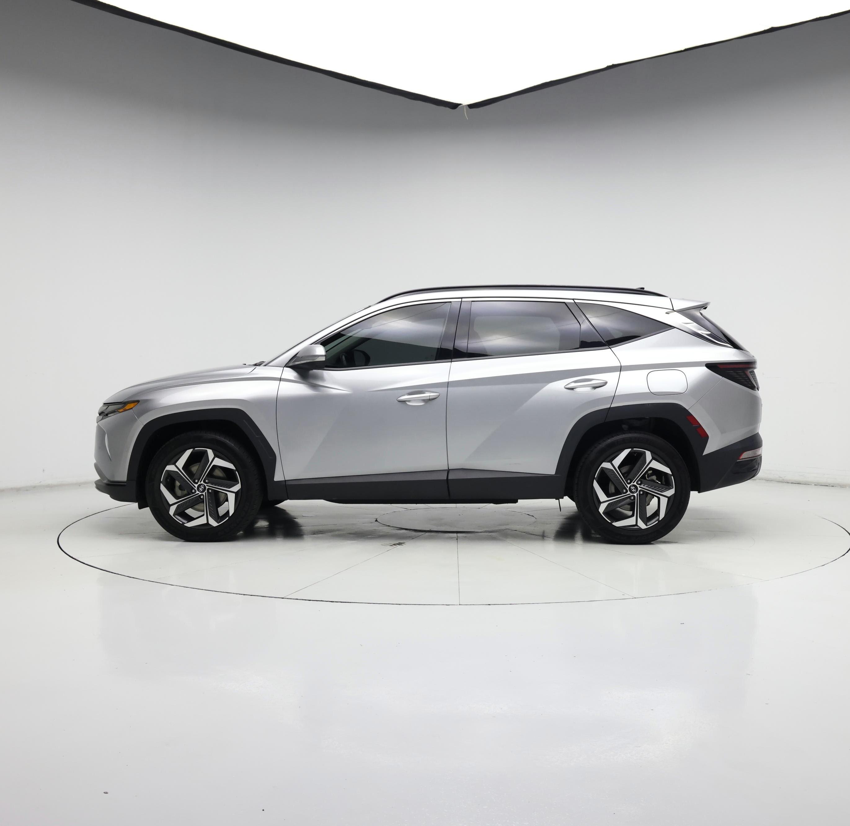 Thumbnail: 2024 Hyundai Tucson - 3