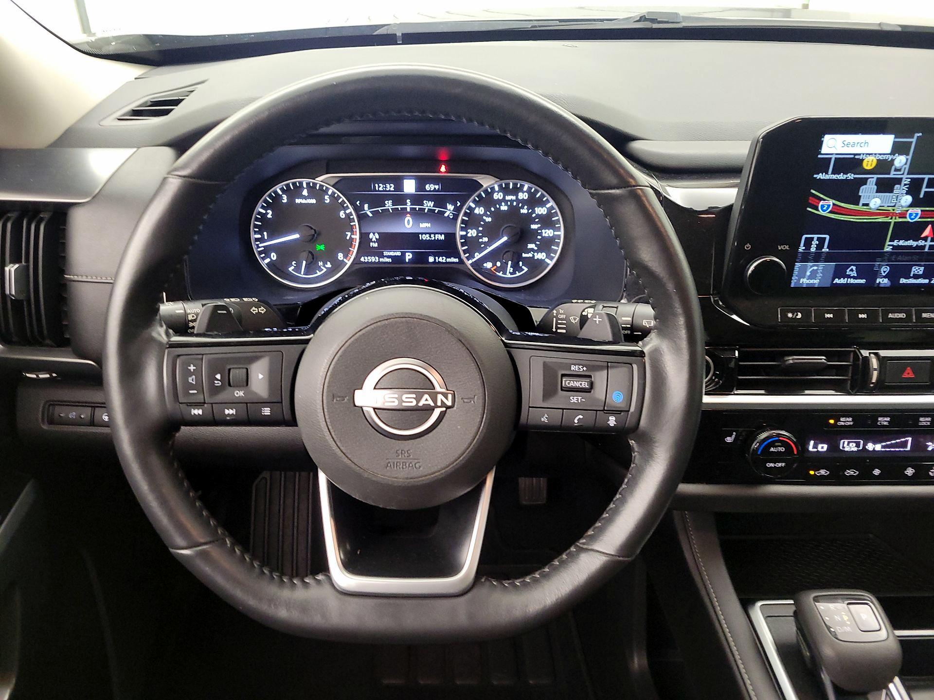 Thumbnail: 2022 Nissan Pathfinder - 10