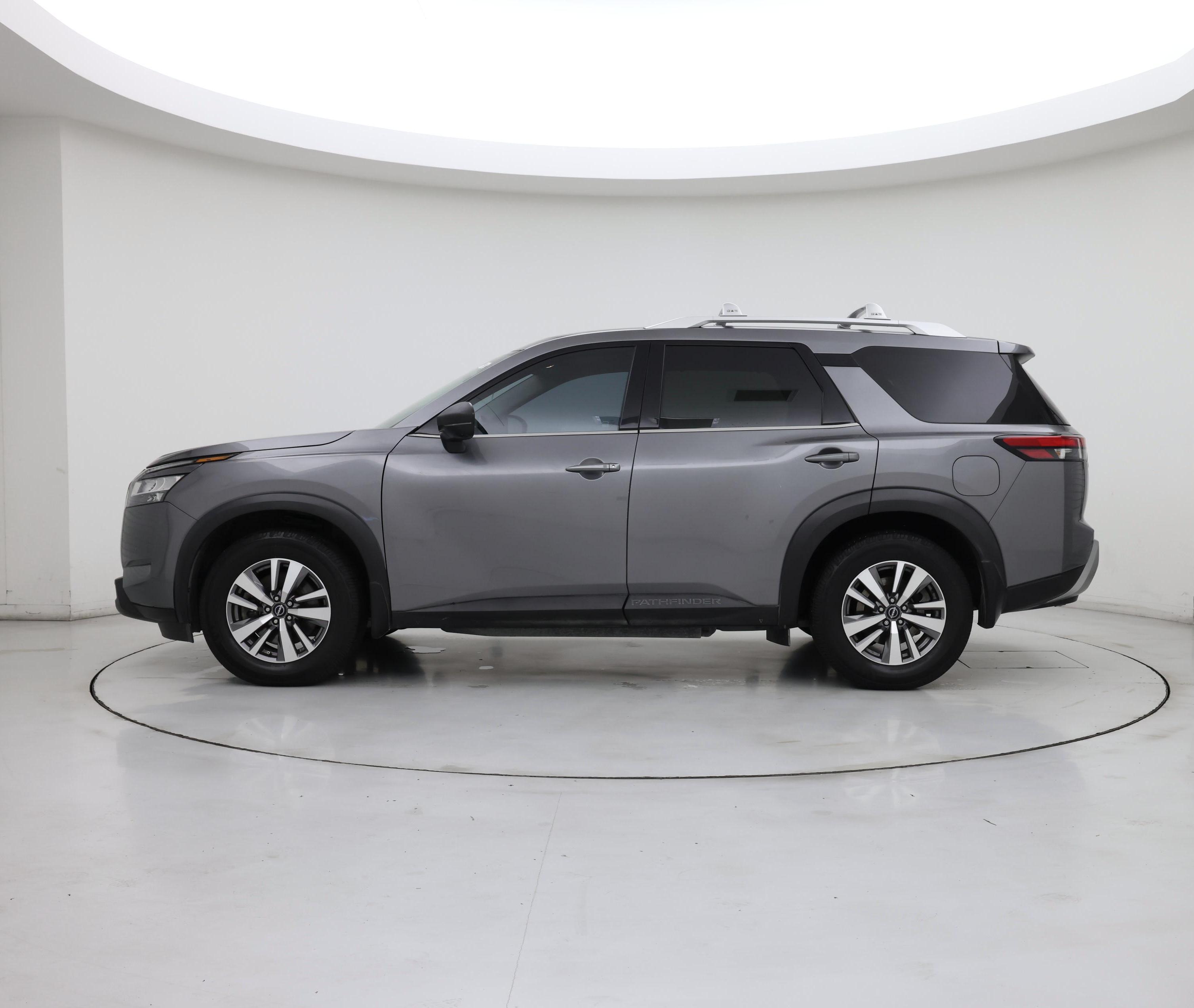 Thumbnail: 2022 Nissan Pathfinder - 3