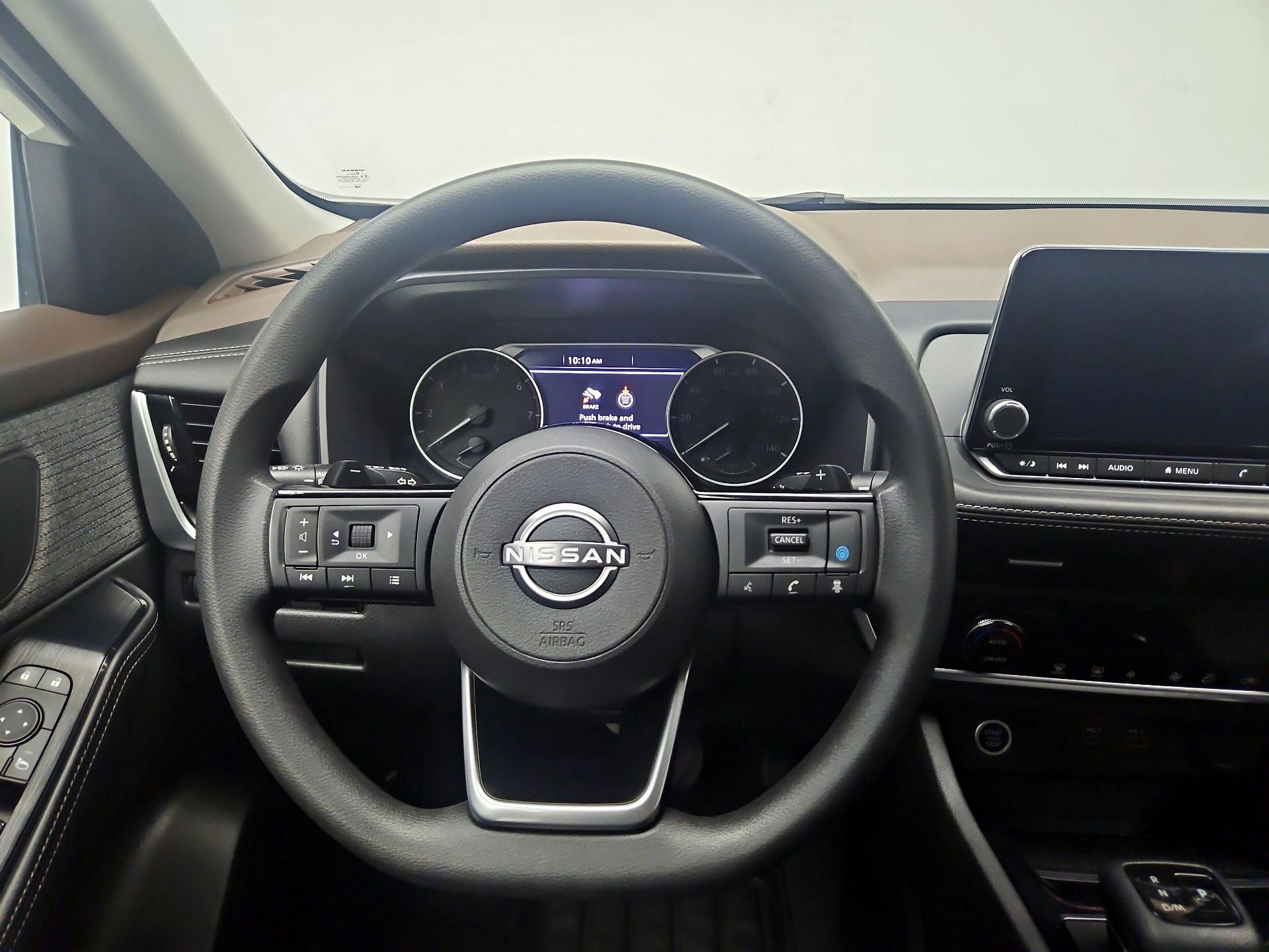 Thumbnail: 2022 Nissan Rogue - 10
