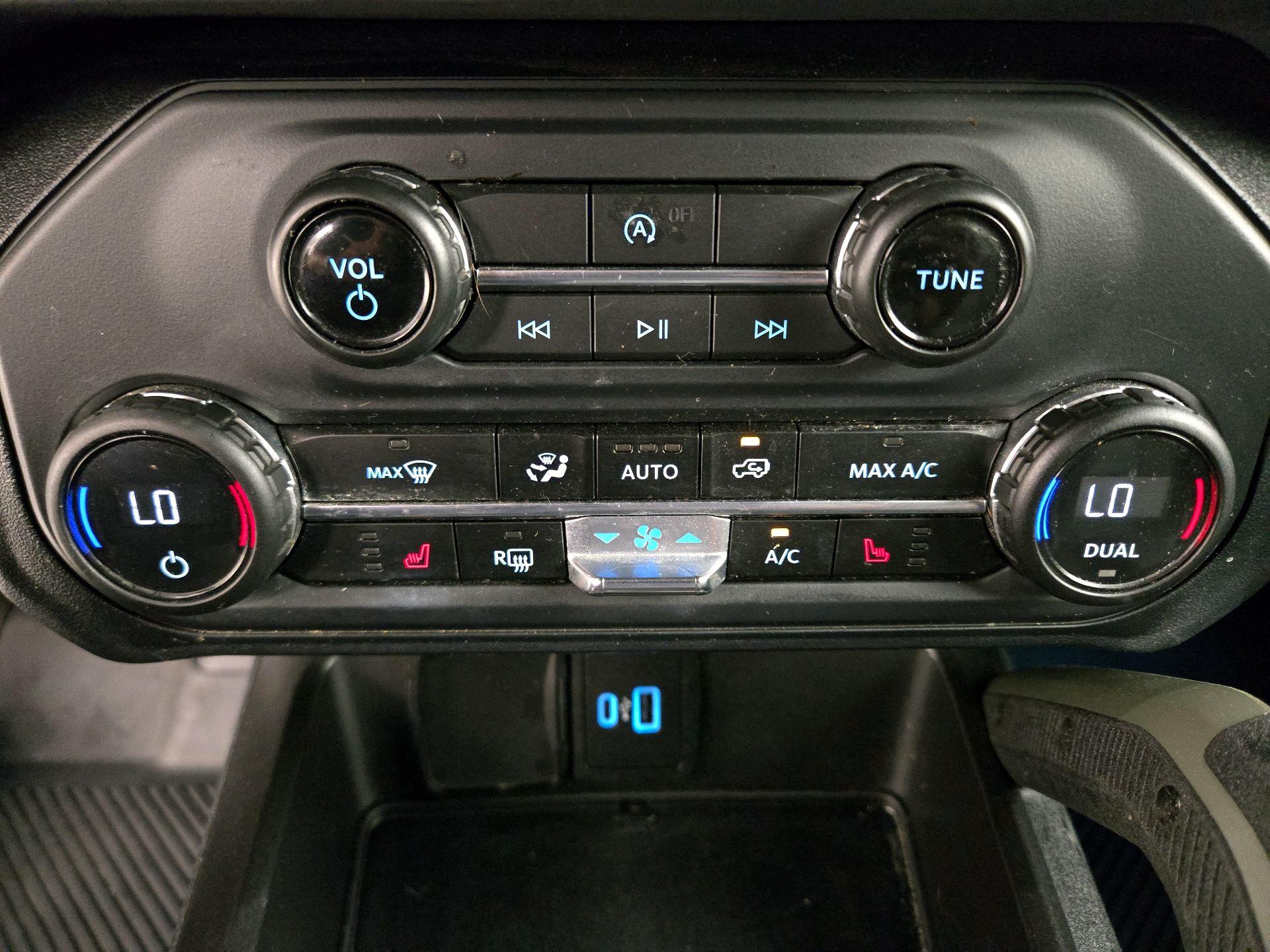 Thumbnail: 2023 Ford Bronco - 17