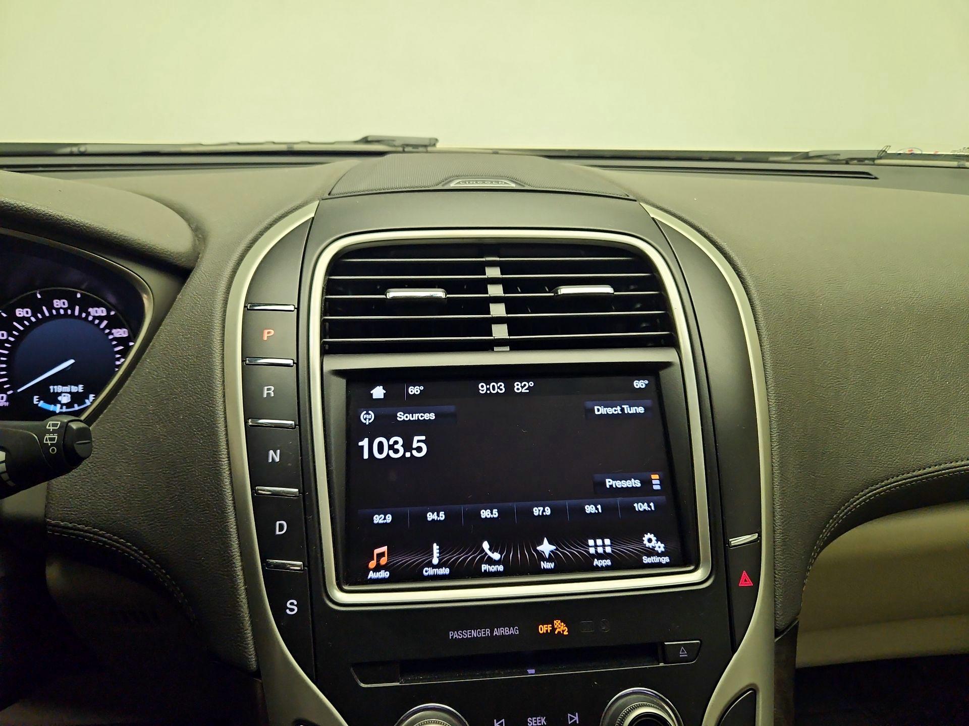 Thumbnail: 2017 Lincoln MKX - 15